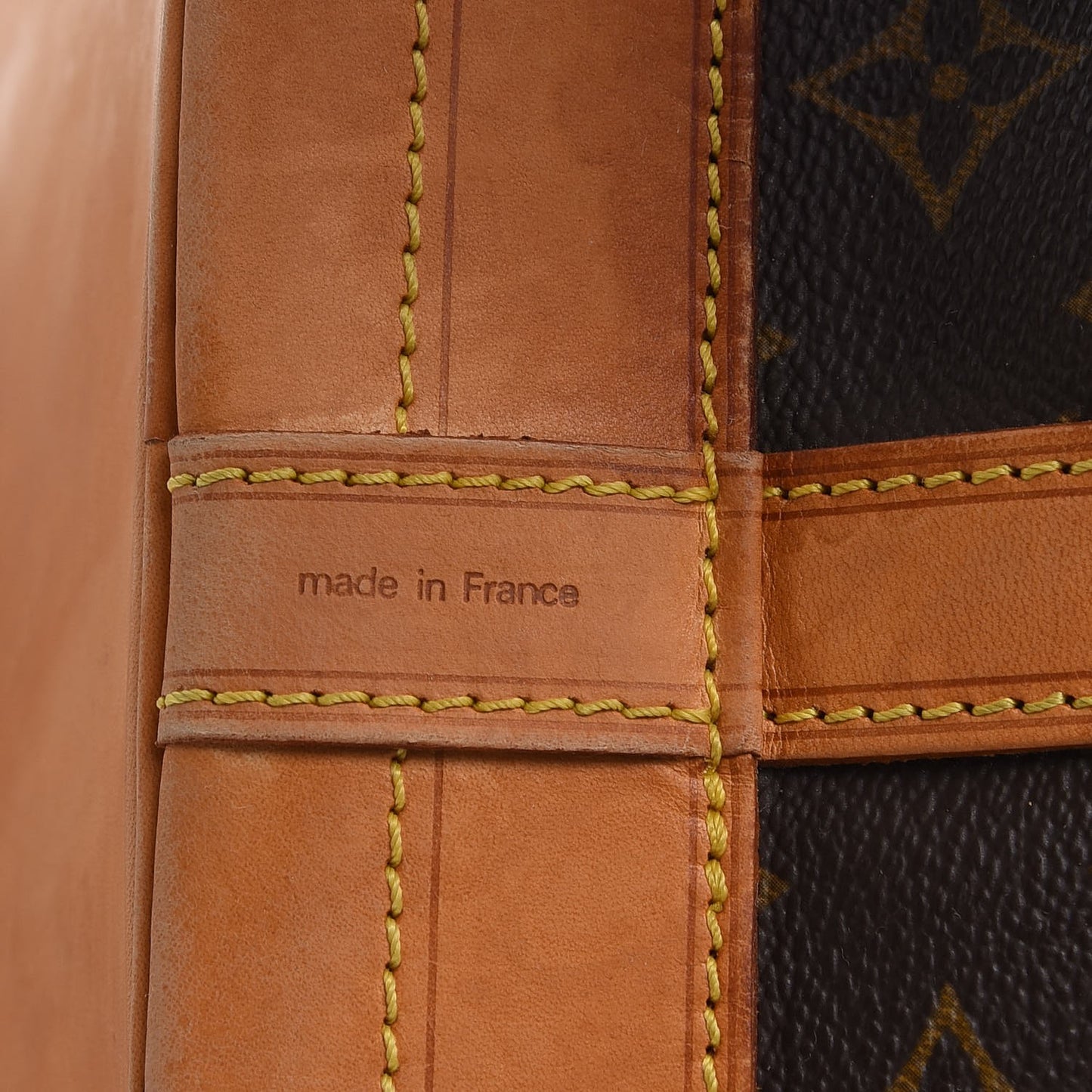 Monogram Noe