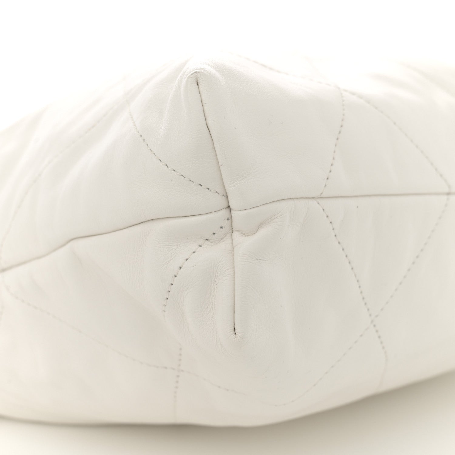 Chanel Shiny Calfskin Quilted Chanel 22 White 10 of 12