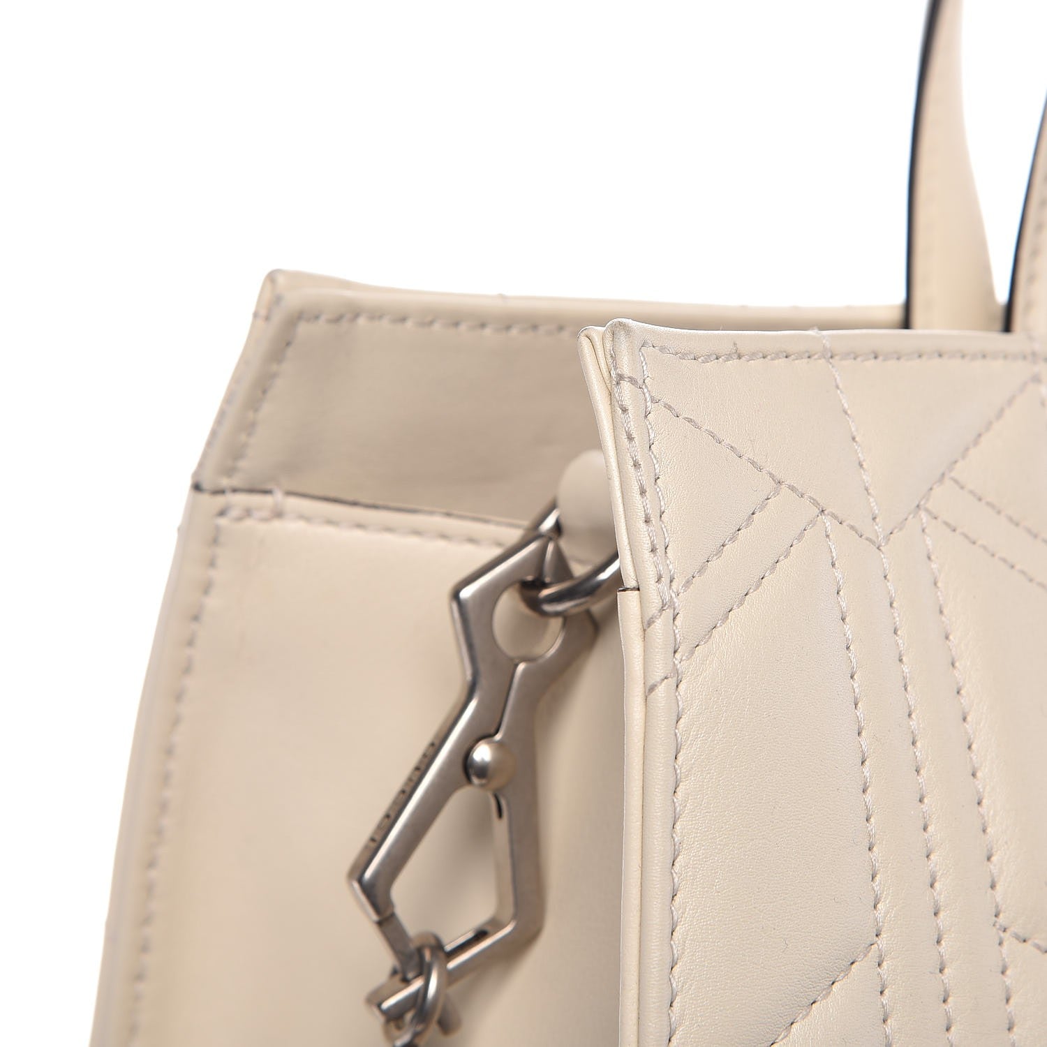 Gucci Cafskin Web Quilted Large Dionysus Tote Bag White 11 of 13