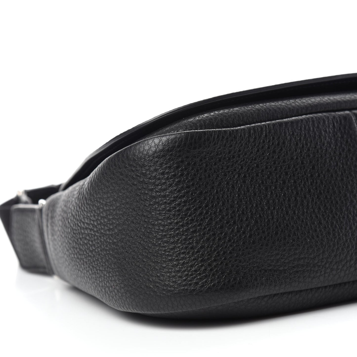 Vitello Daino Soft Shoulder Flap Bag Black