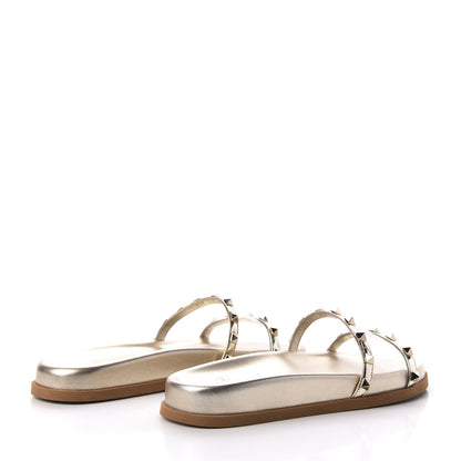 Valentino Garavani PVC Metallic Nappa Rockstud Moonwalk Flat Slide Sandals 37.5 Platino Transparent 4 of 10