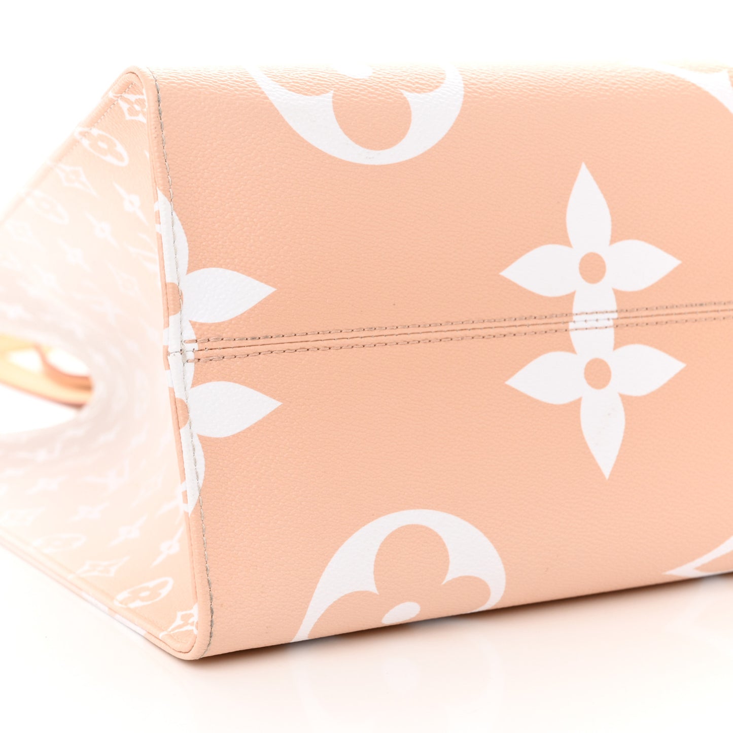 Monogram Giant By The Pool OnTheGo GM Brume