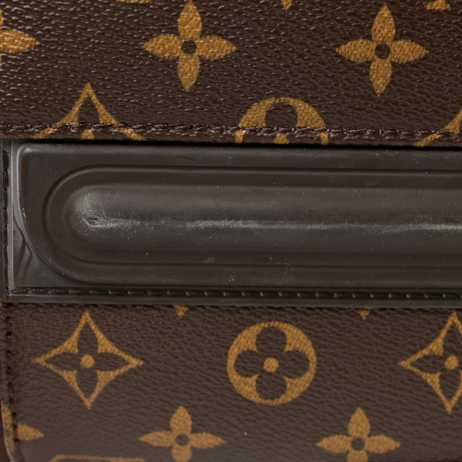 Louis Vuitton Monogram Pegase 55 Business 13 of 16