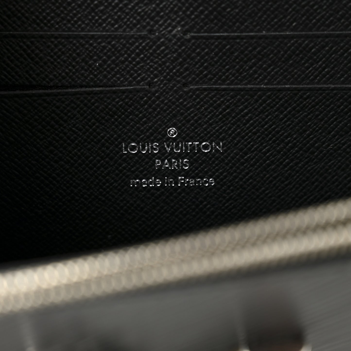 Epi Twist Chain Wallet Black
