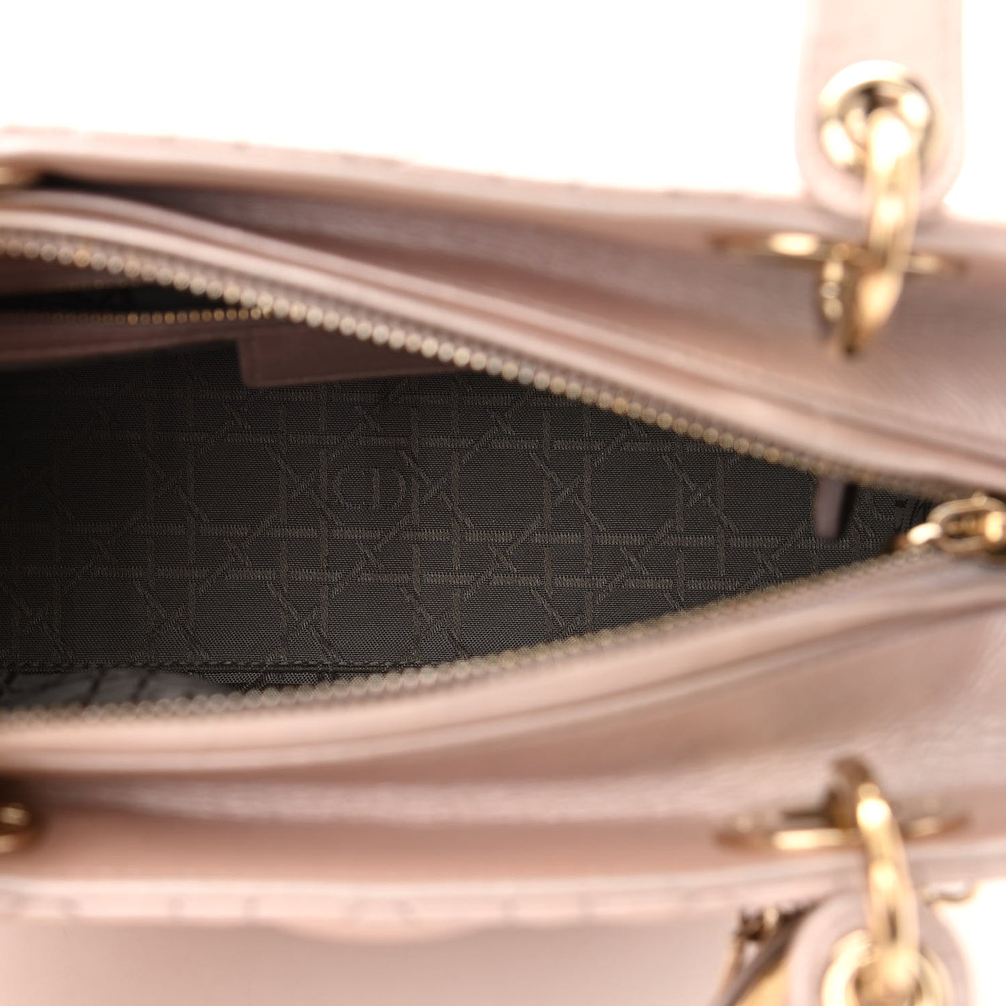 Pearly Lambskin Cannage Medium Lady Dior Lotus