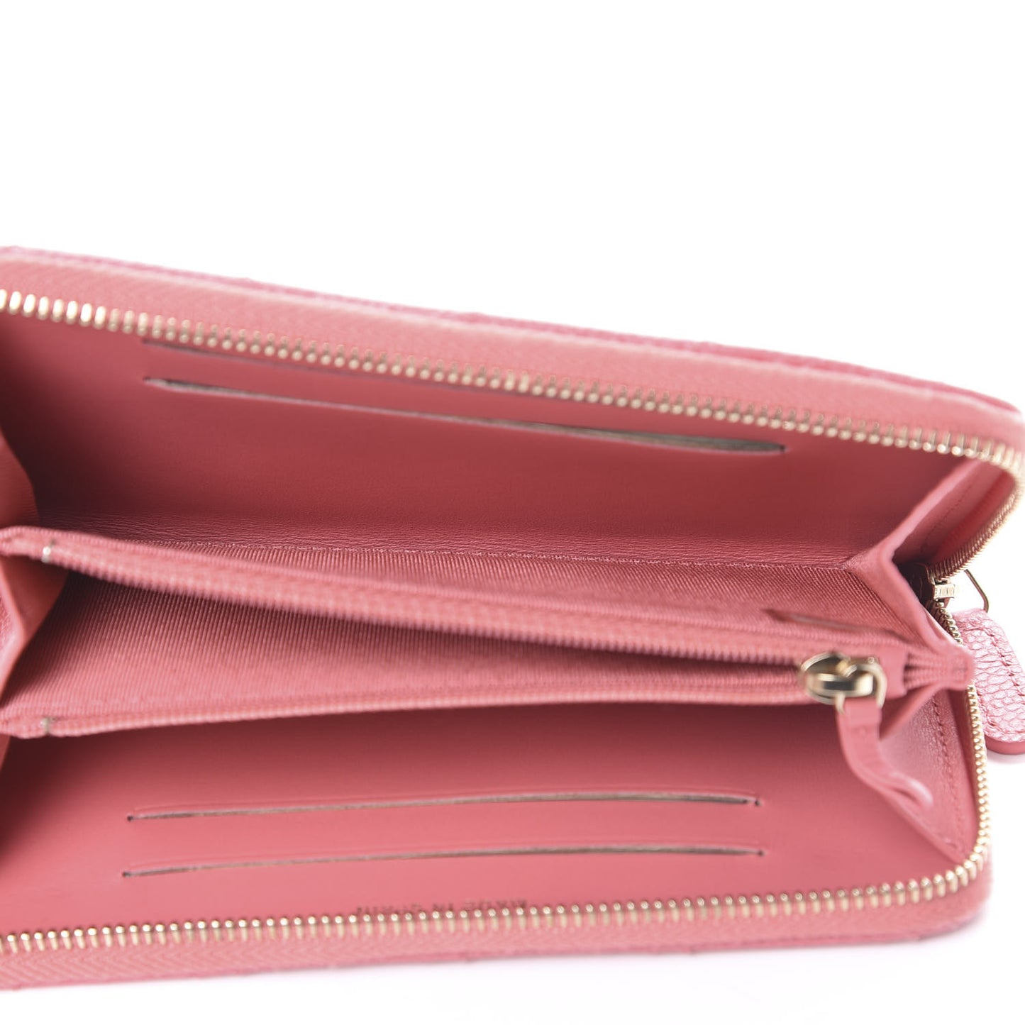 Iridescent Caviar Quilted Medium Zip Around Wallet Pink