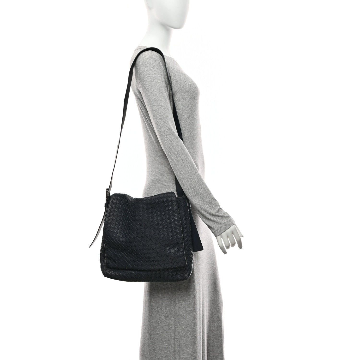 Bottega Veneta Nappa Intrecciato Messenger Bag Tourmaline 2 of 11