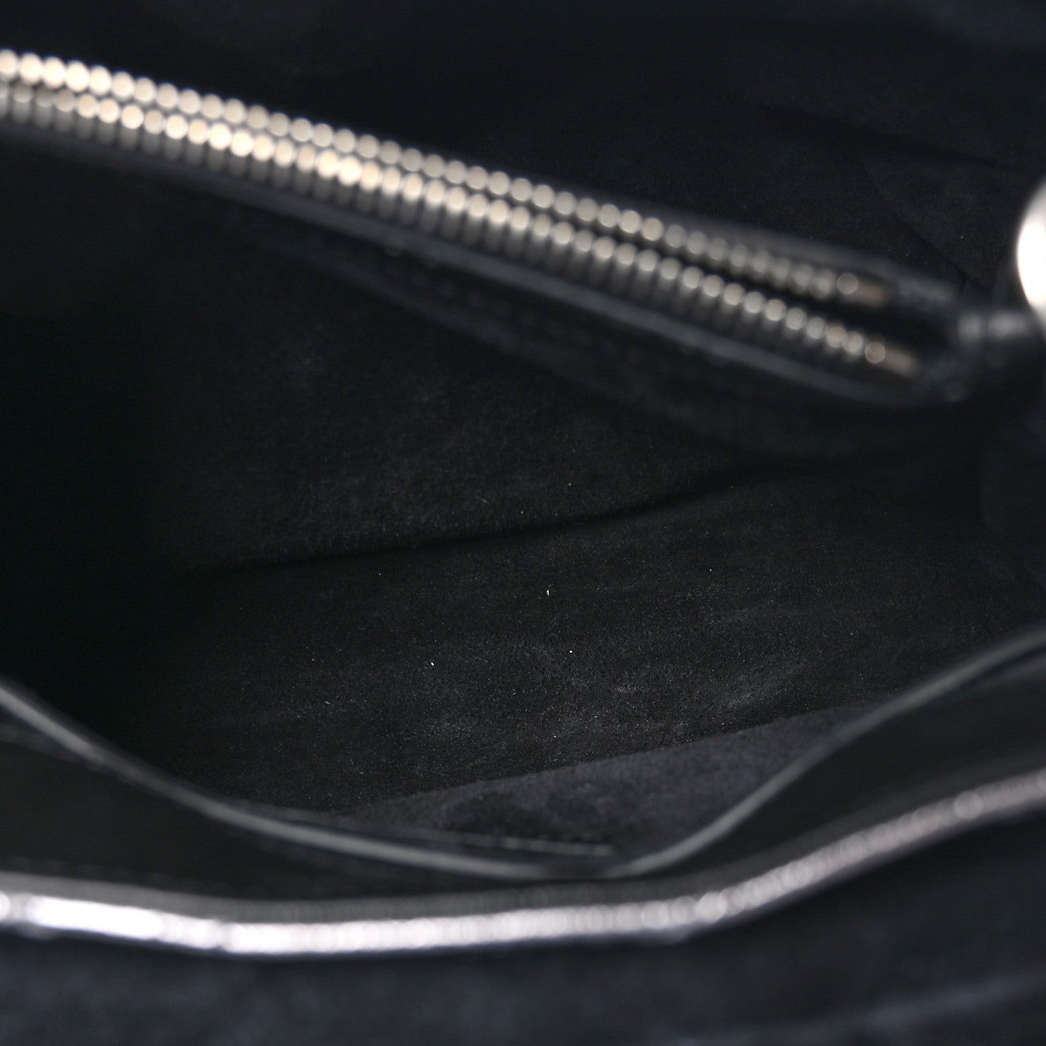 Saint Laurent Metallic Calfskin Y Quilted Monogram Small Loulou Chain Satchel Acciaio 6 of 11