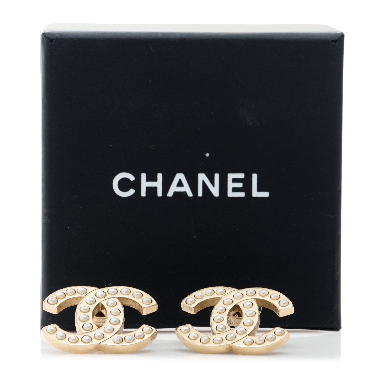 Chanel Pearl CC Earrings Gold 5 of 5
