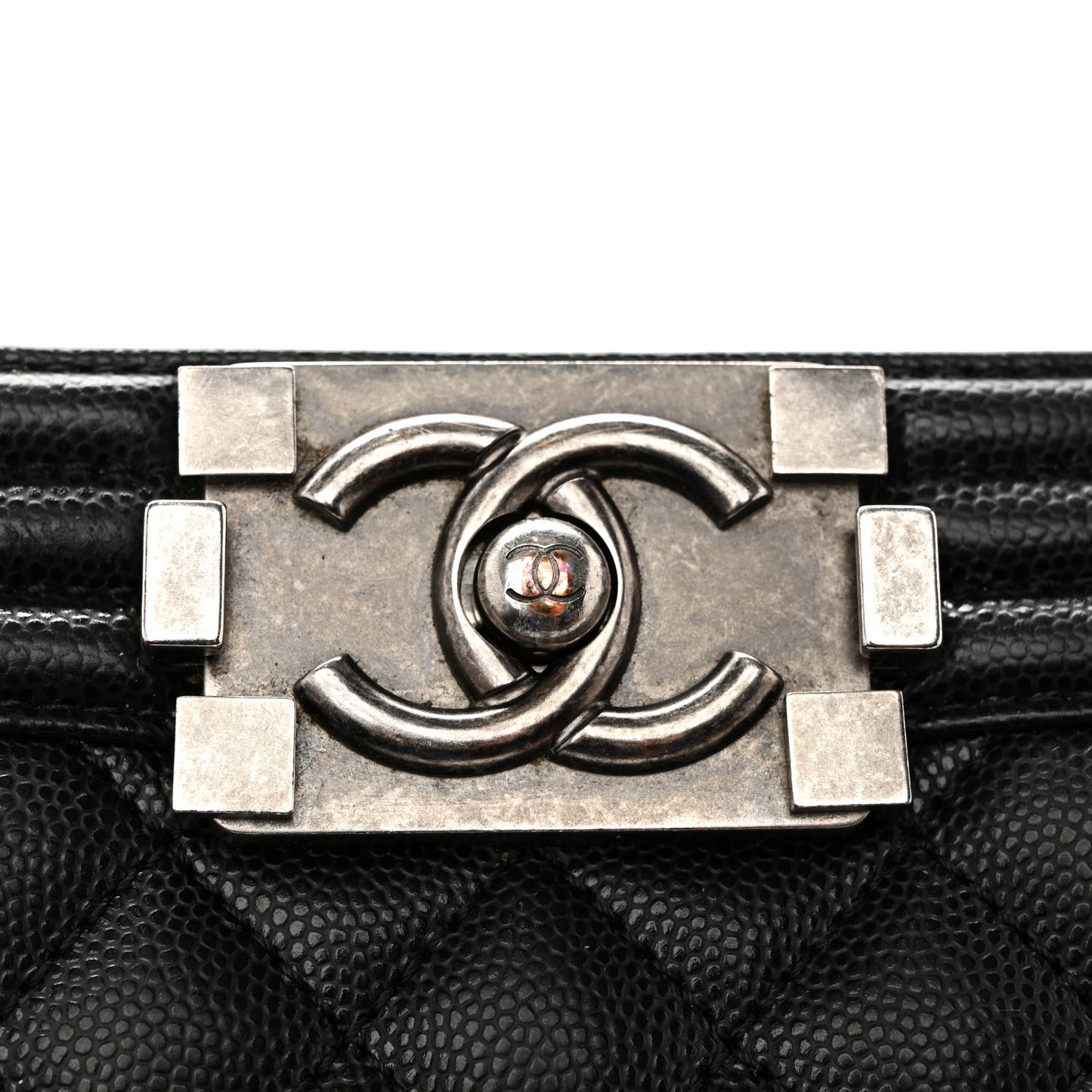 Caviar Quilted Medium Boy Flap Black