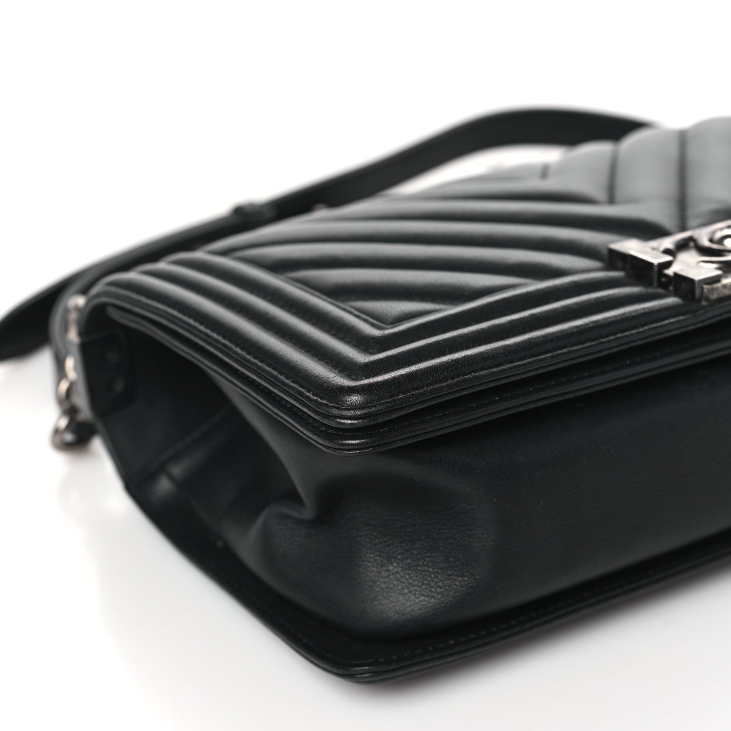 Chanel Lambskin Chevron Quilted Medium Boy Flap Black 9 of 10
