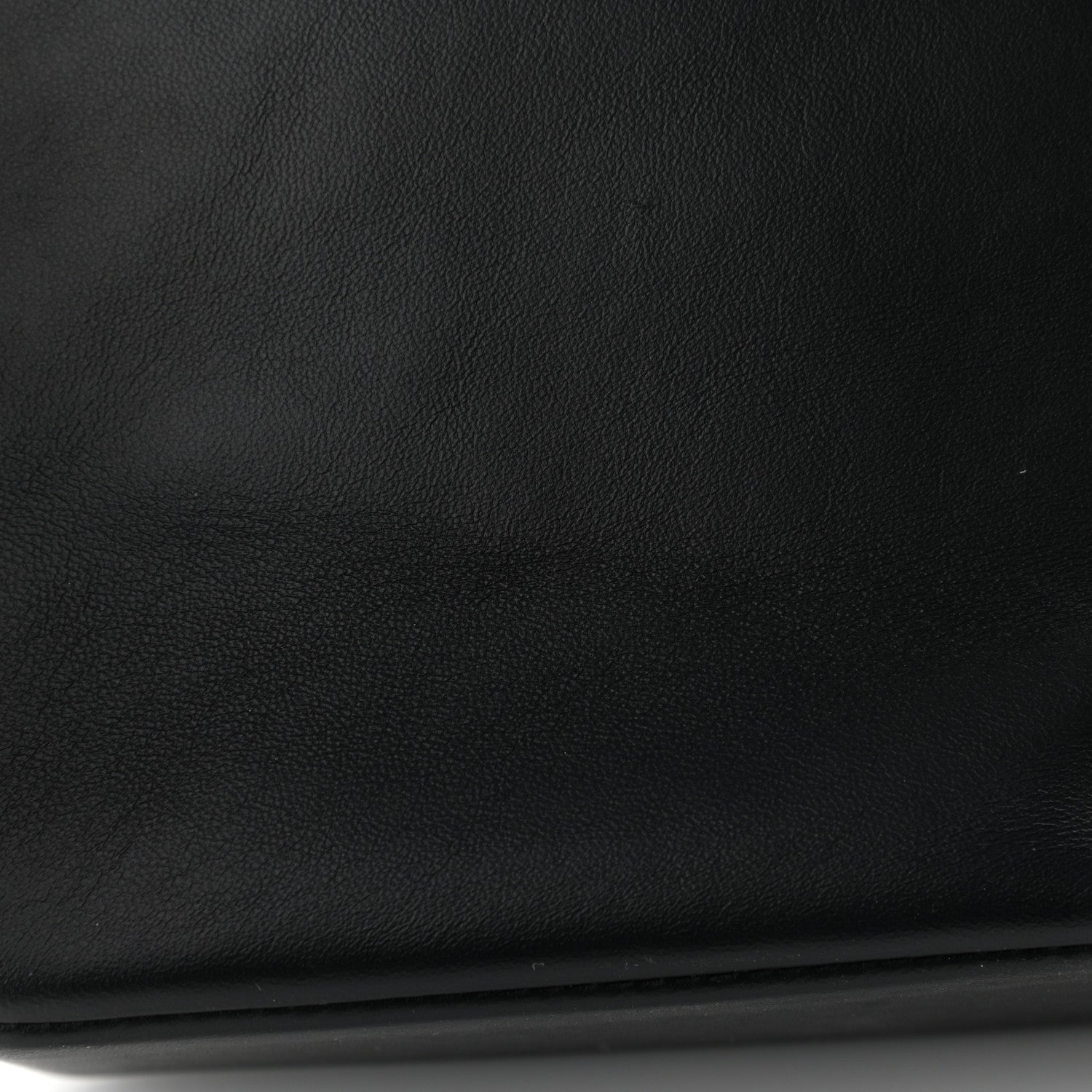 Burberry Lambskin Quilted Medium Lola Bag Black 15 of 18