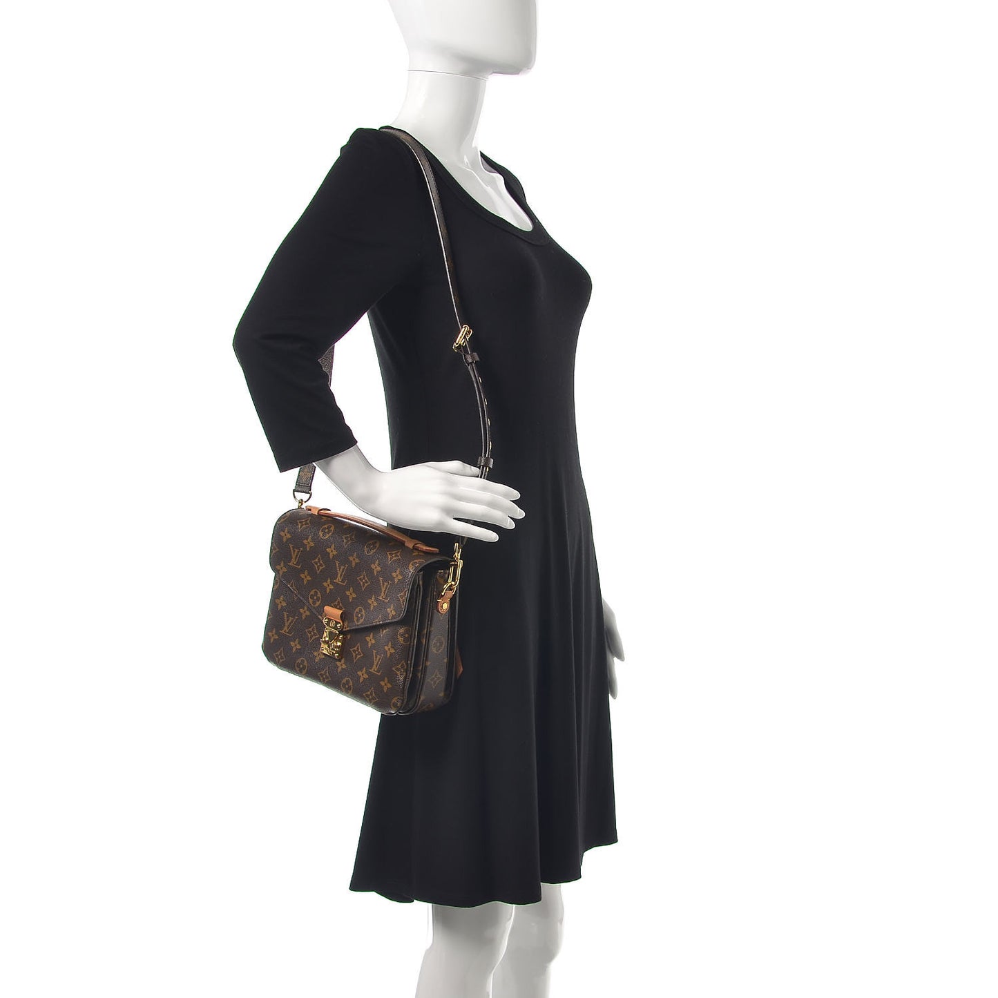 Monogram Pochette Metis