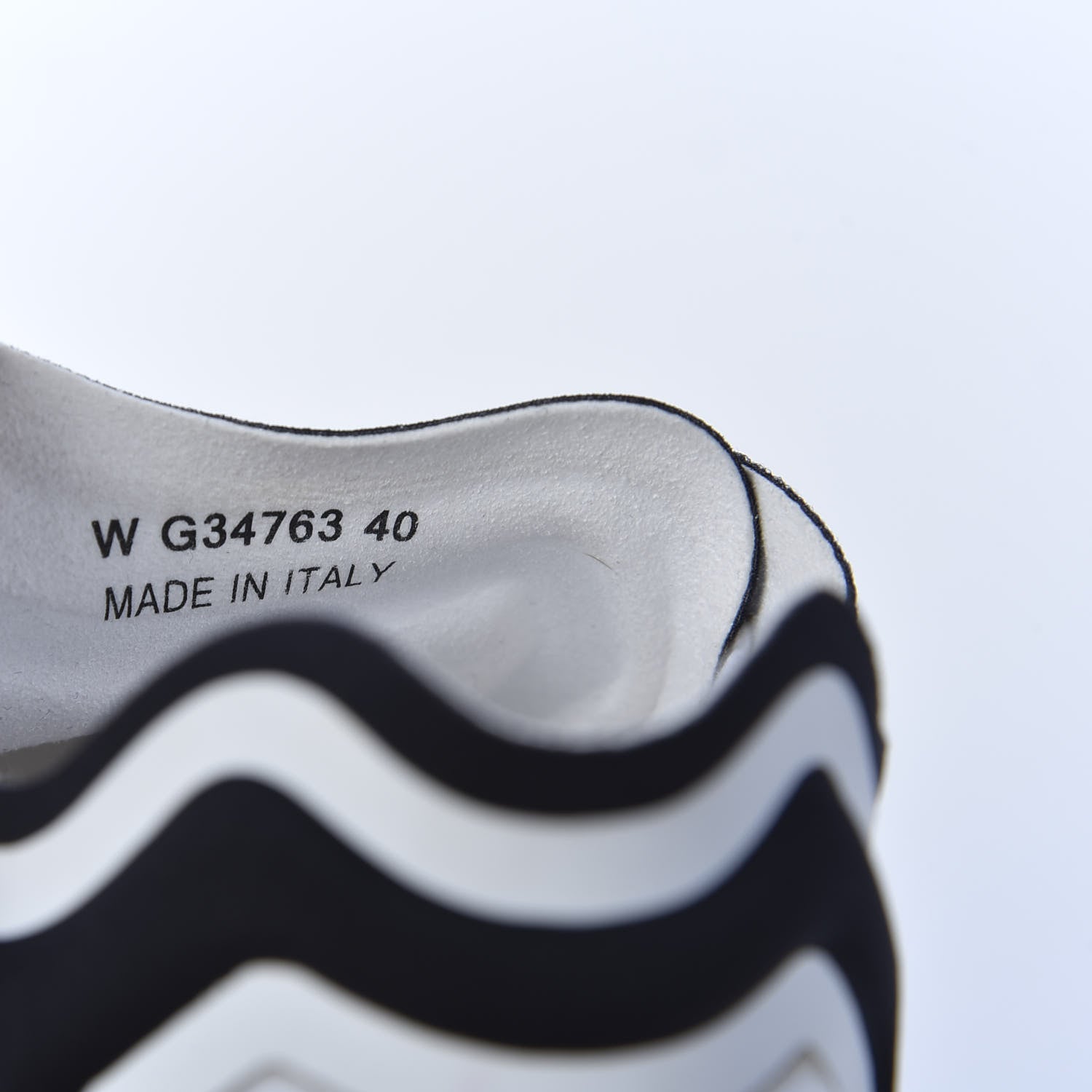 Chanel Lycra Womens CC Sneakers 40 White Black 8 of 8