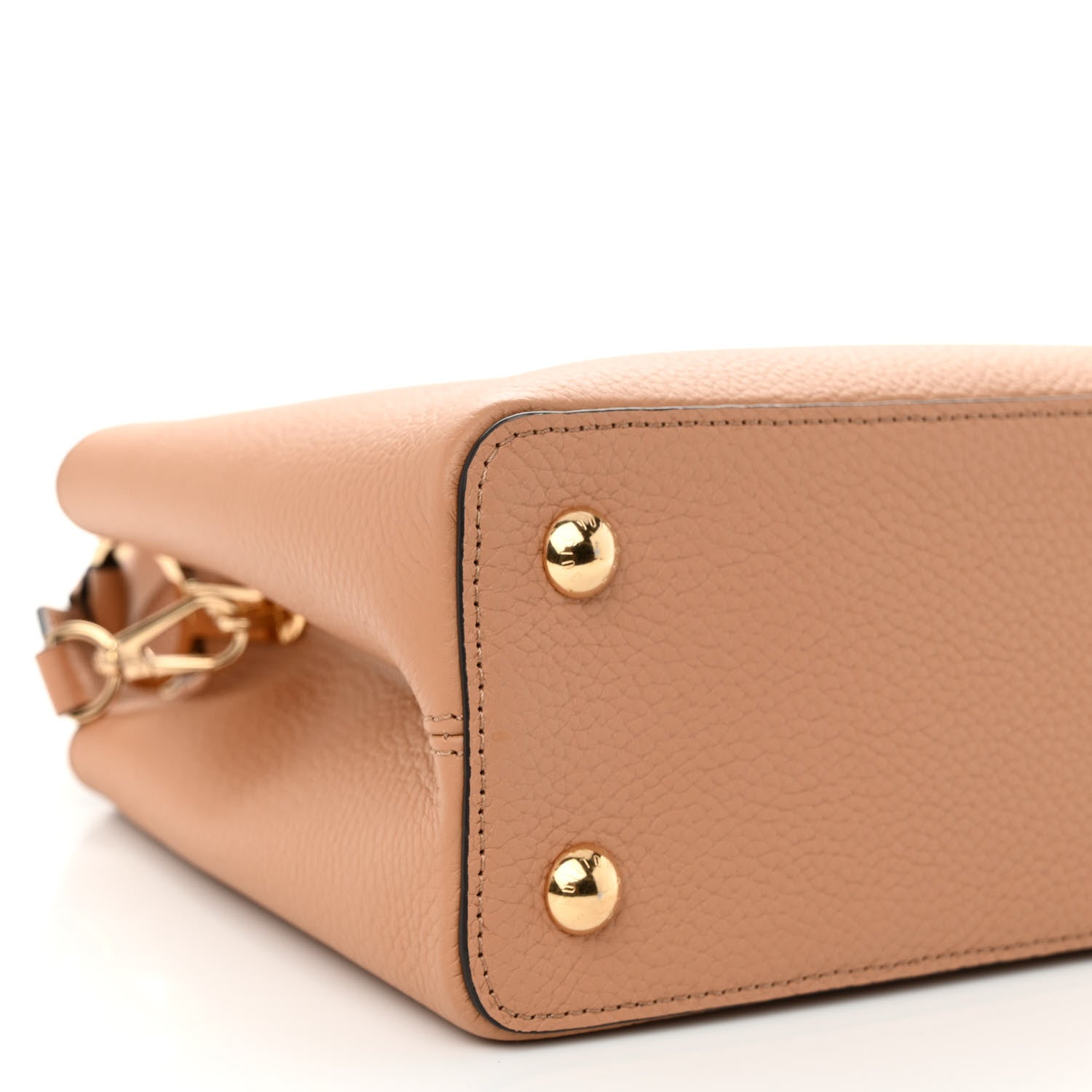 Louis Vuitton Taurillon Capucines MM Arizona 8 of 9