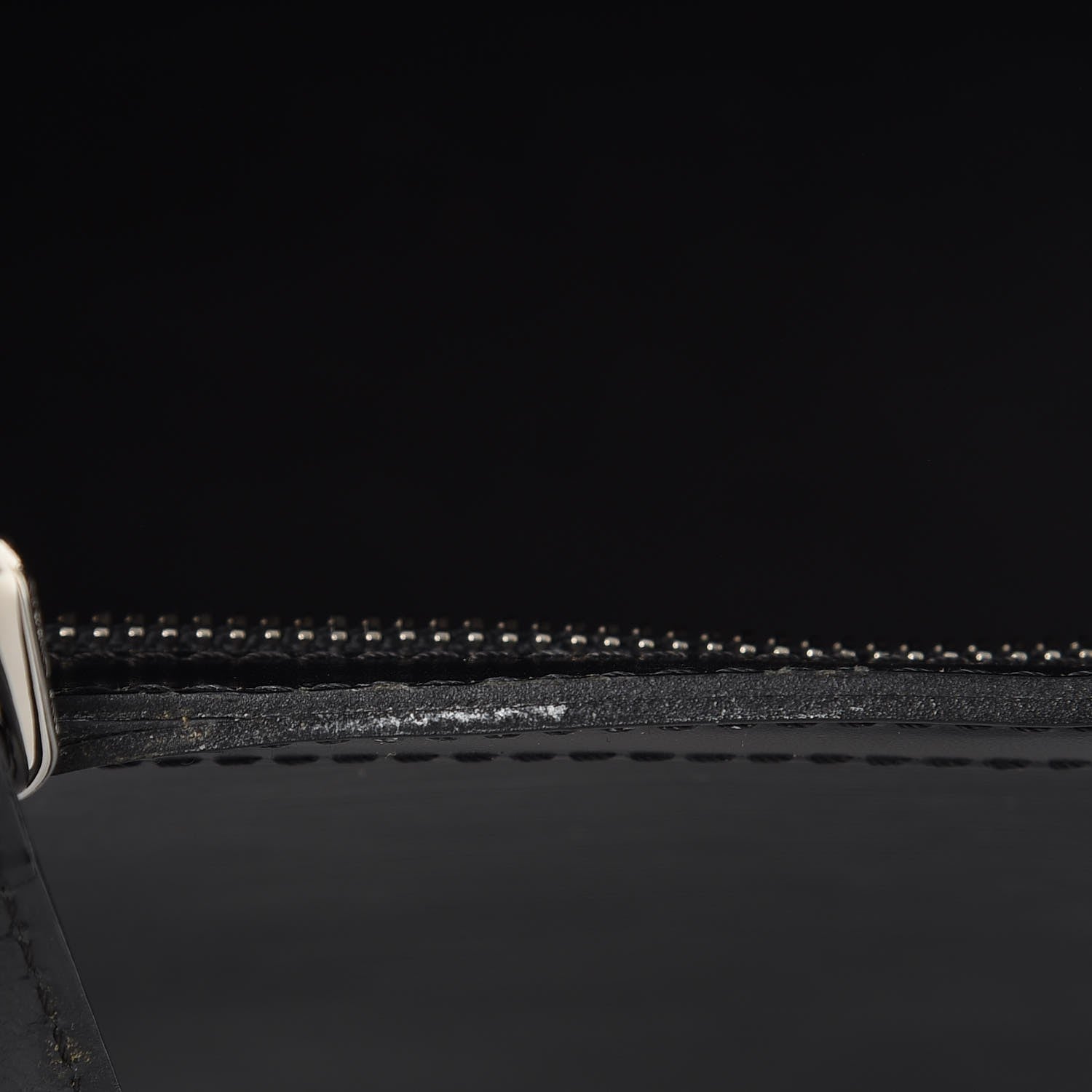 Louis Vuitton Epi Brea GM Black 8 of 16