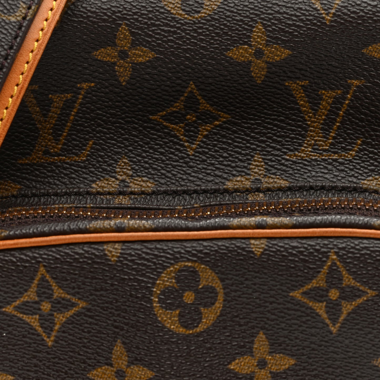 Monogram Amazone