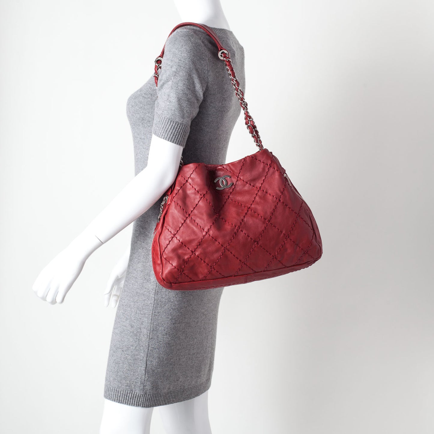 Lambskin Expandable Tote Red