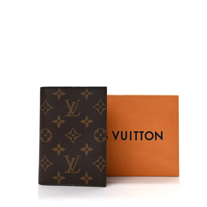 Louis Vuitton Monogram Passport Cover 7 of 7