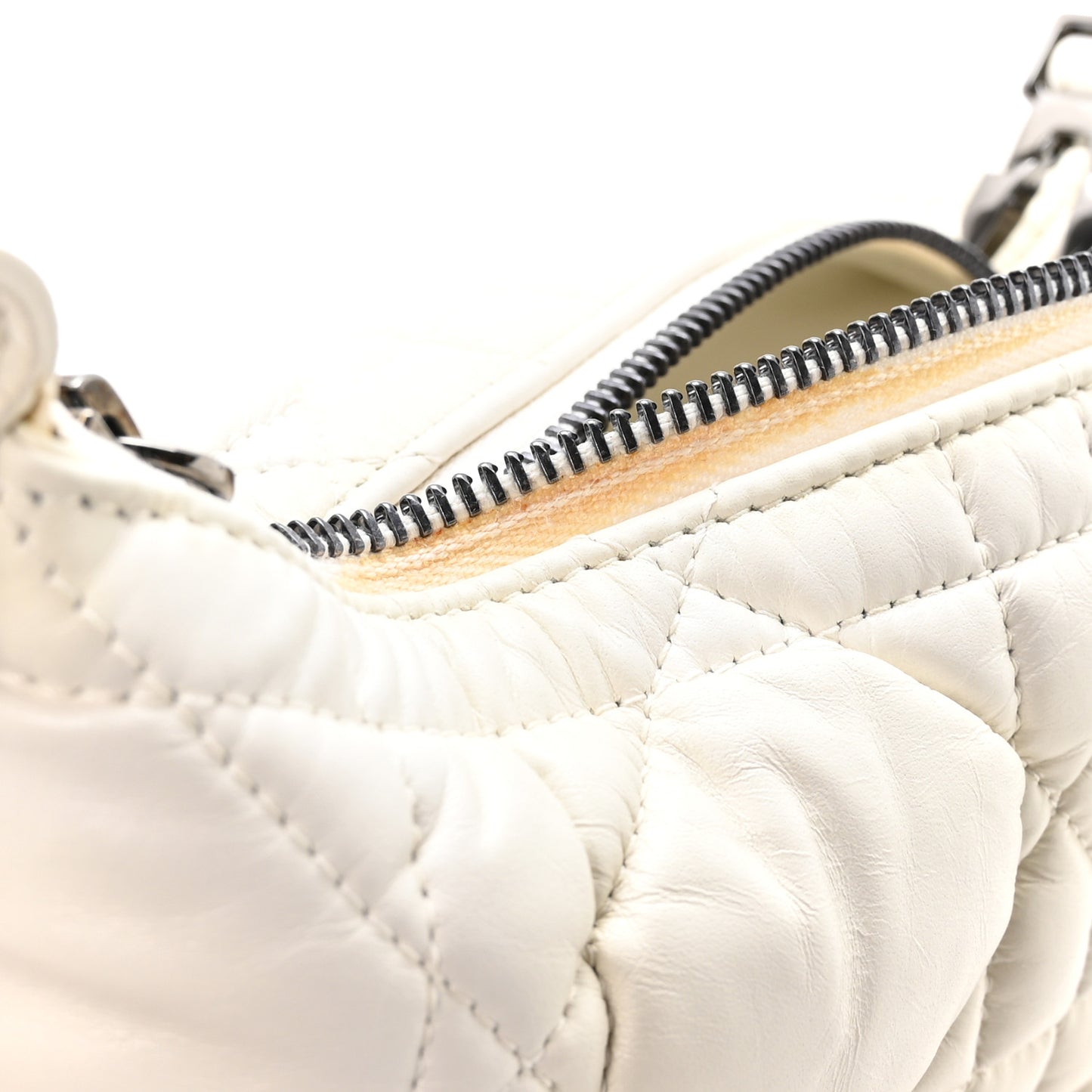 Calfskin Macrocannage Medium Diortravel Nomad Pouch Off White