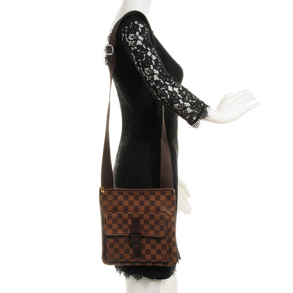Louis Vuitton Damier Ebene Pochette Melville 2 of 7