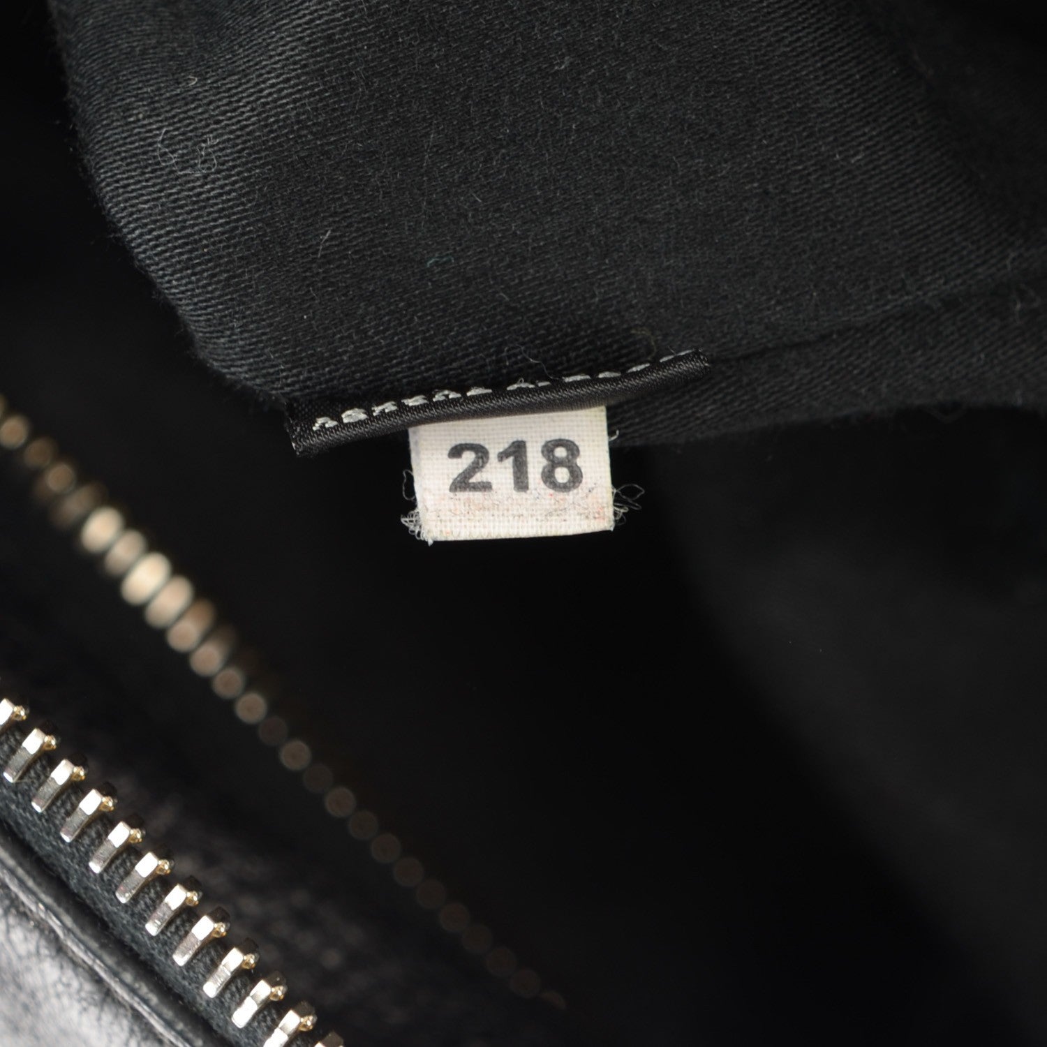 Miu Miu Vitello Lux Medium Bow Bag Nero Black 9 of 9