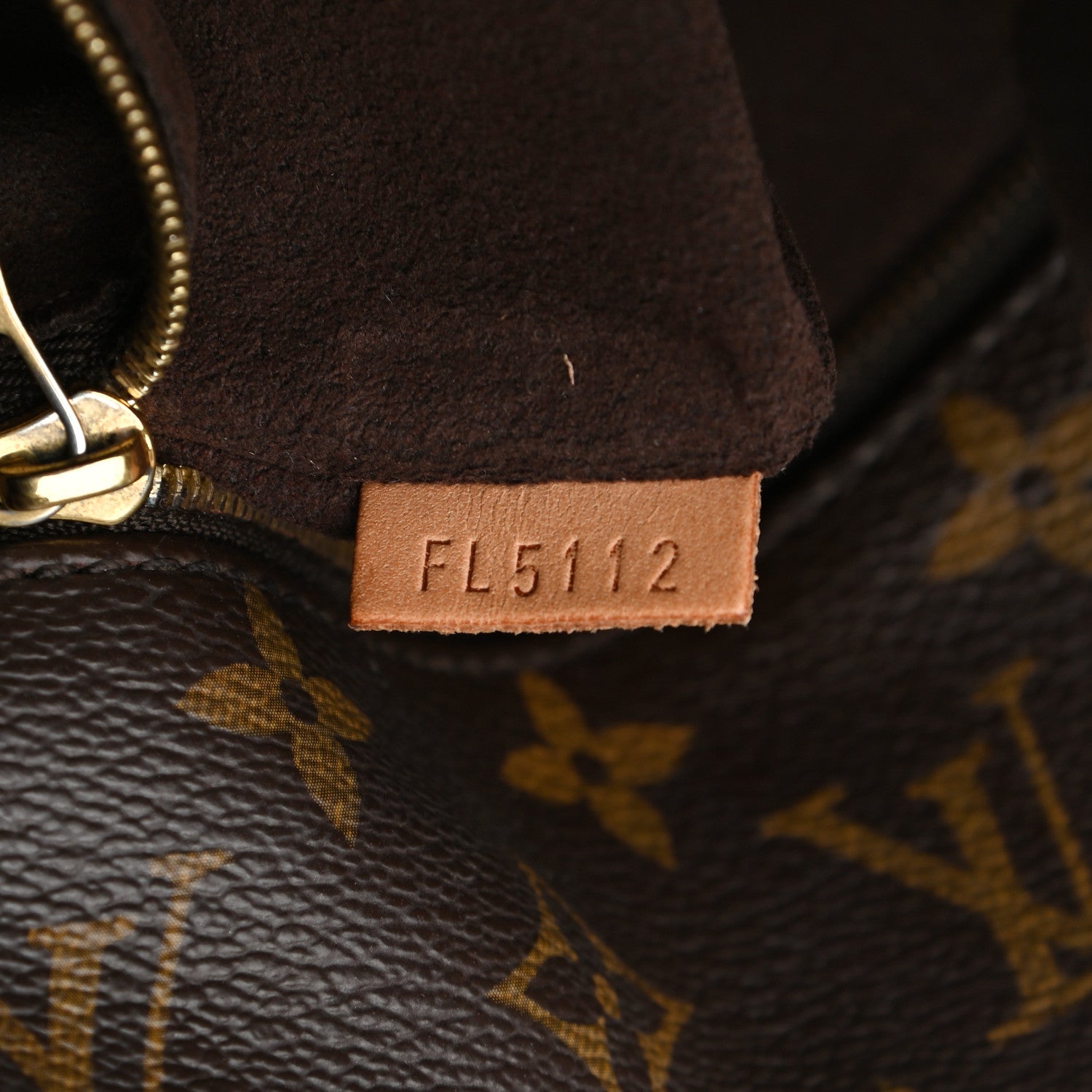 Louis Vuitton Monogram Metis 7 of 16