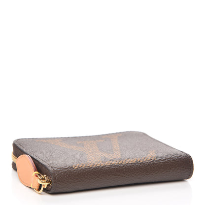 Louis Vuitton Monogram Giant Zippy Coin Purse 4 of 7