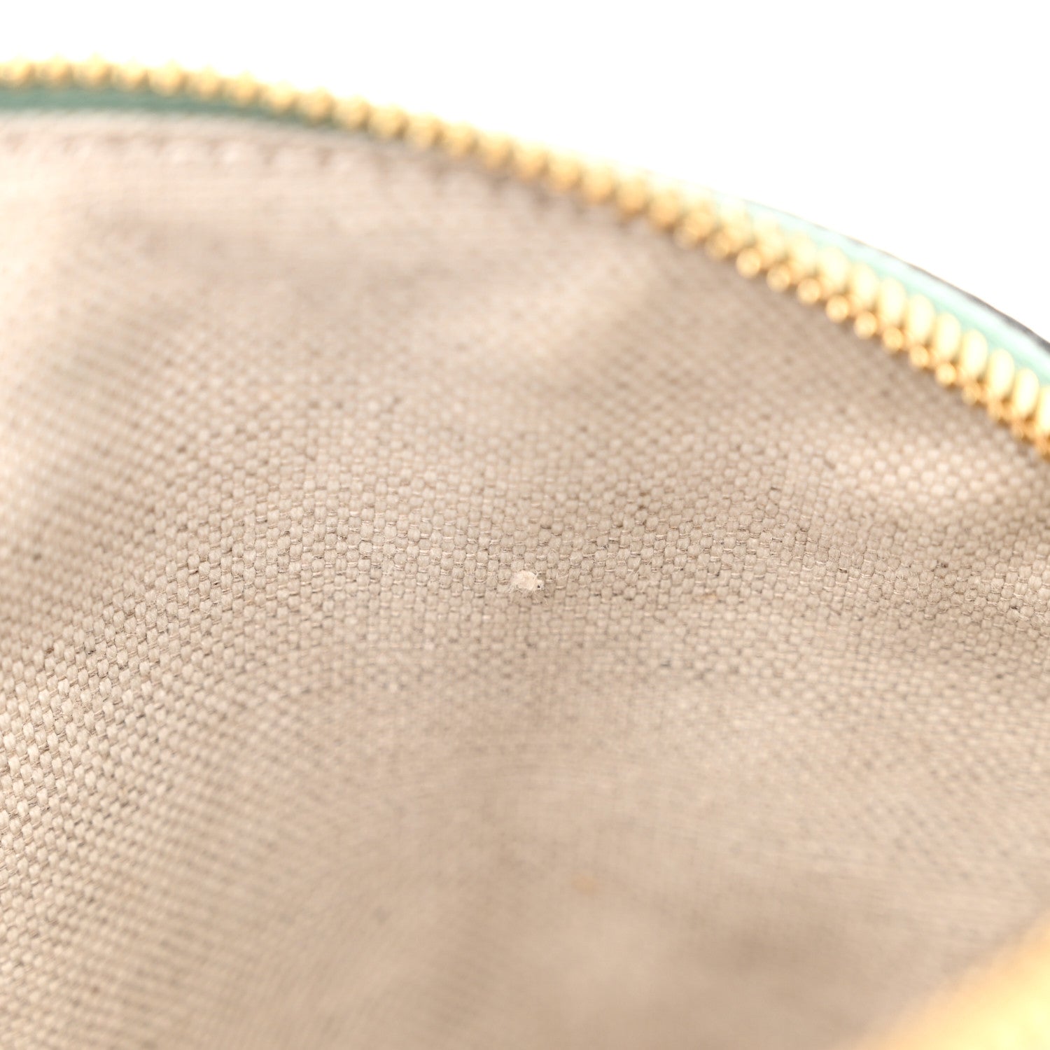 Gucci Monogram Jumbo GG Textured Dollar Calfskin Small Ophidia Dome Shoulder Bag Beige Pepperlight Mint 11 of 11
