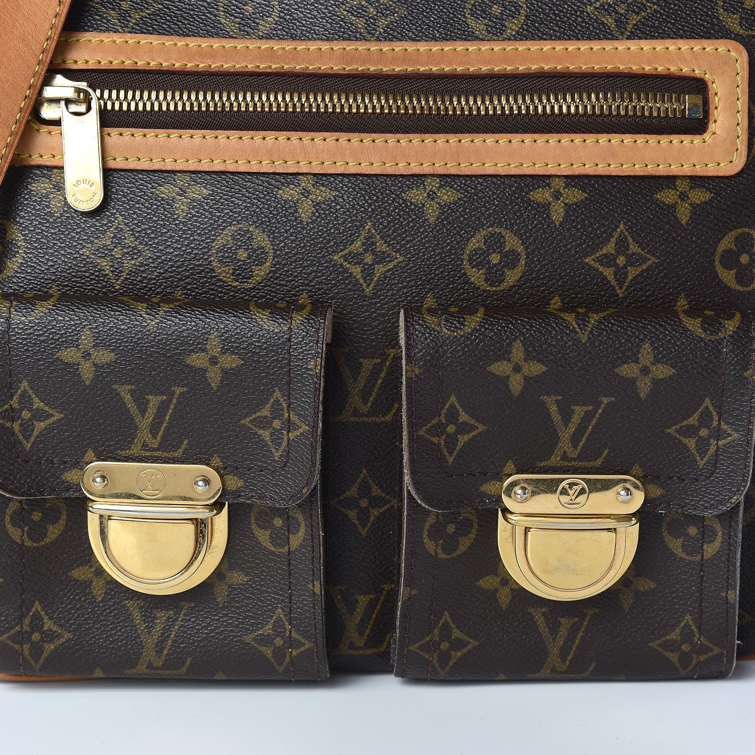 Louis Vuitton Monogram Hudson GM 9 of 13