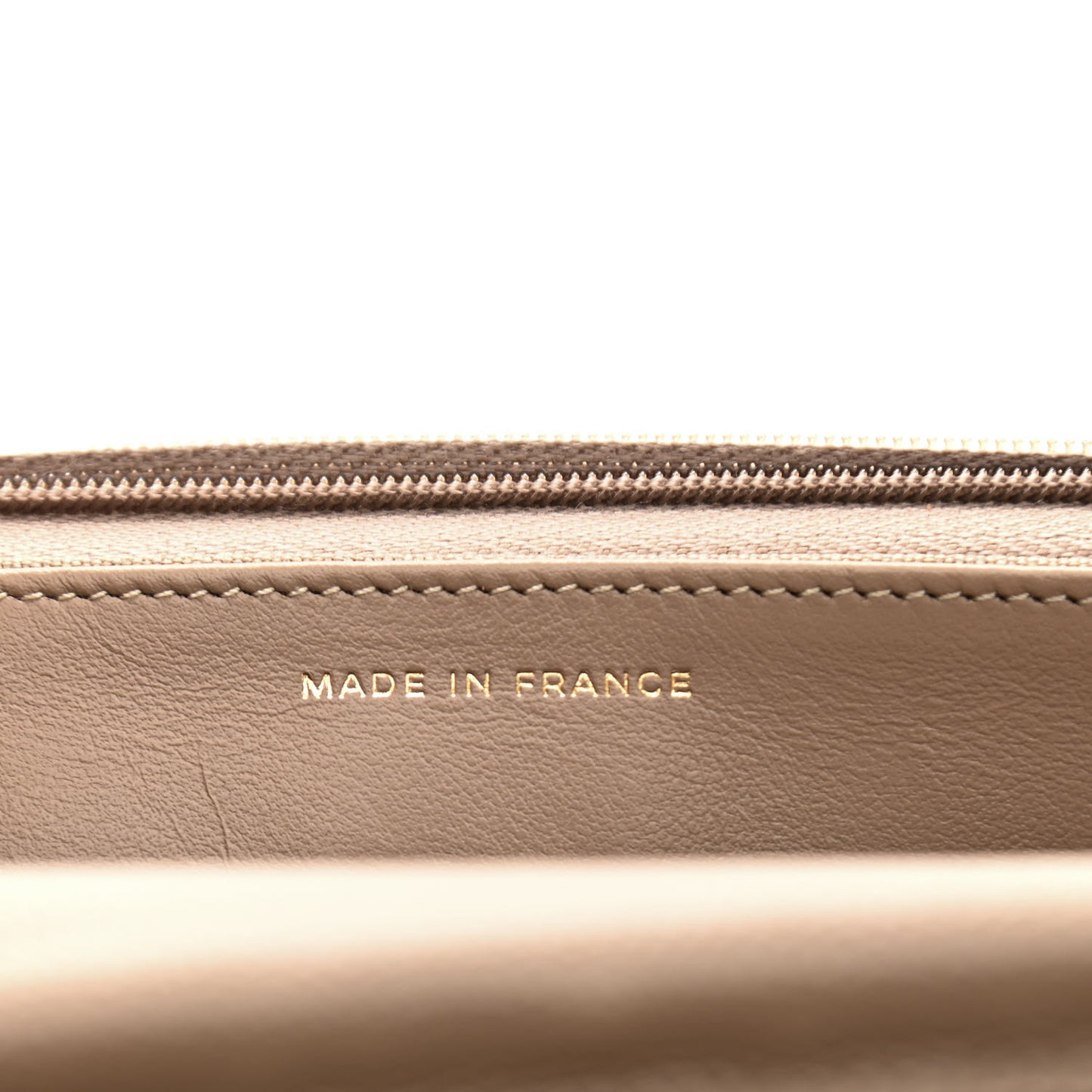 Caviar Quilted Wallet On Chain WOC Beige