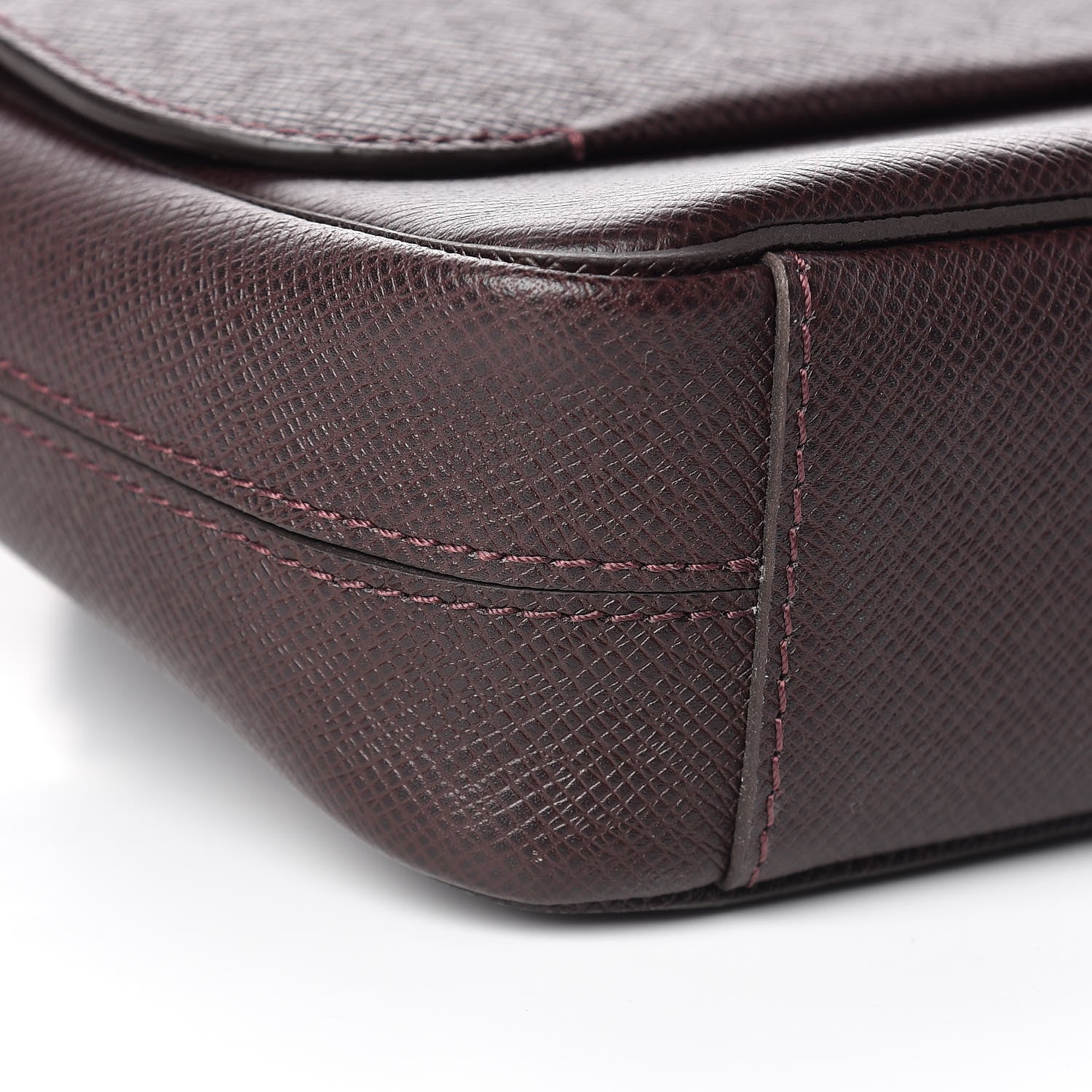 Louis Vuitton Taiga Roman PM Messenger Acajou 9 of 10