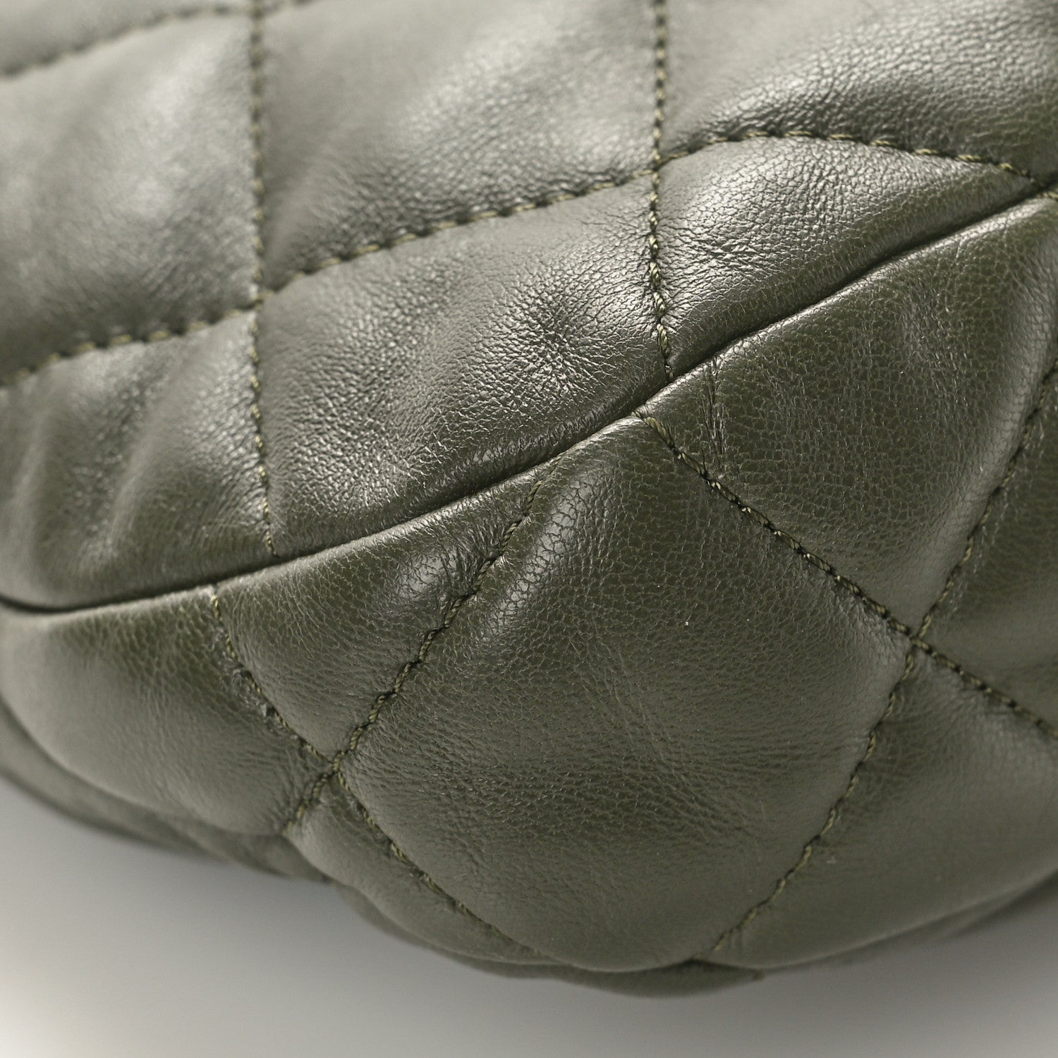 Chanel Lambskin Quilted CC Links Hobo Khaki 9 of 10