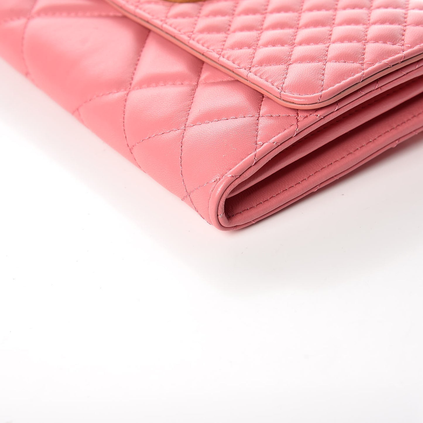 Calfskin Icon Quilted Wallet On Chain Crossbody Pink