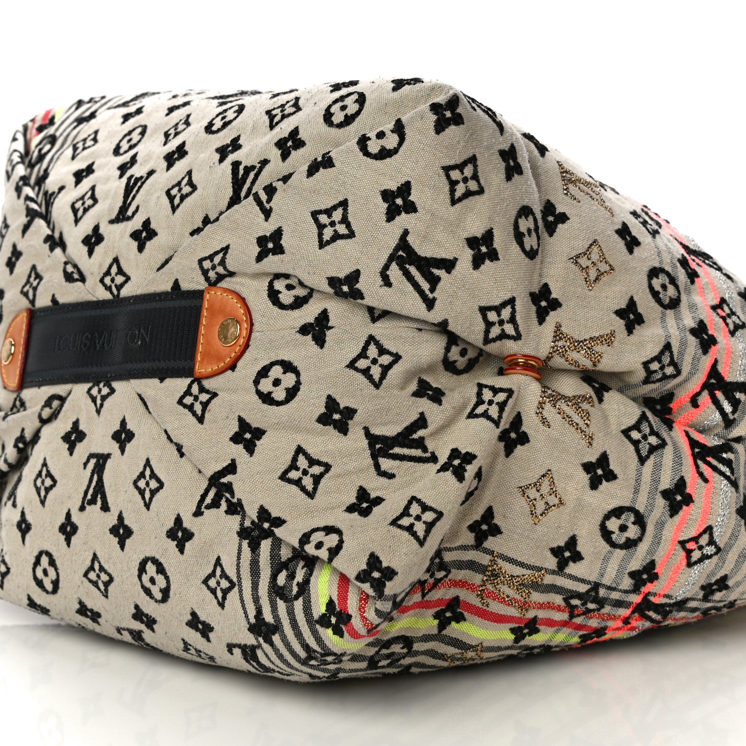 Louis Vuitton Monogram Cheche Bohemian Rouge 9 of 22