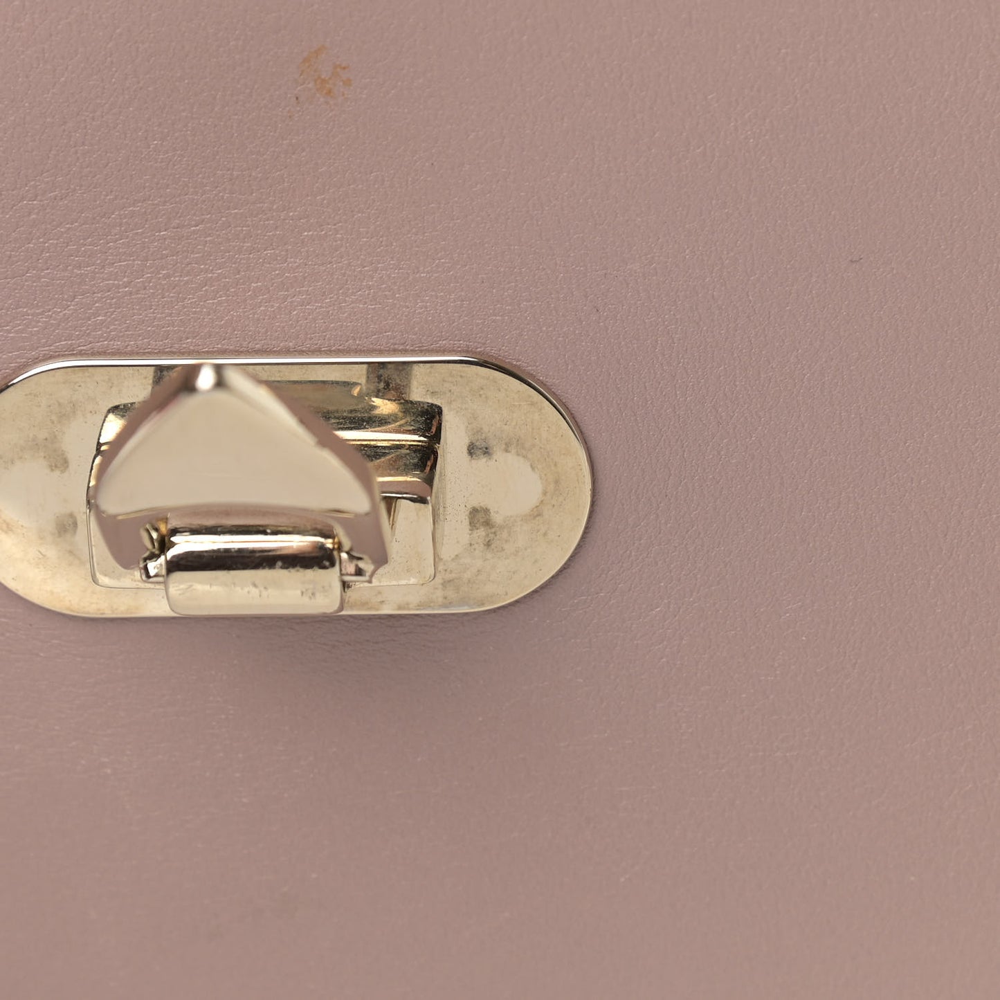 Vitello Rockstud Shoulder Flap Bag Poudre
