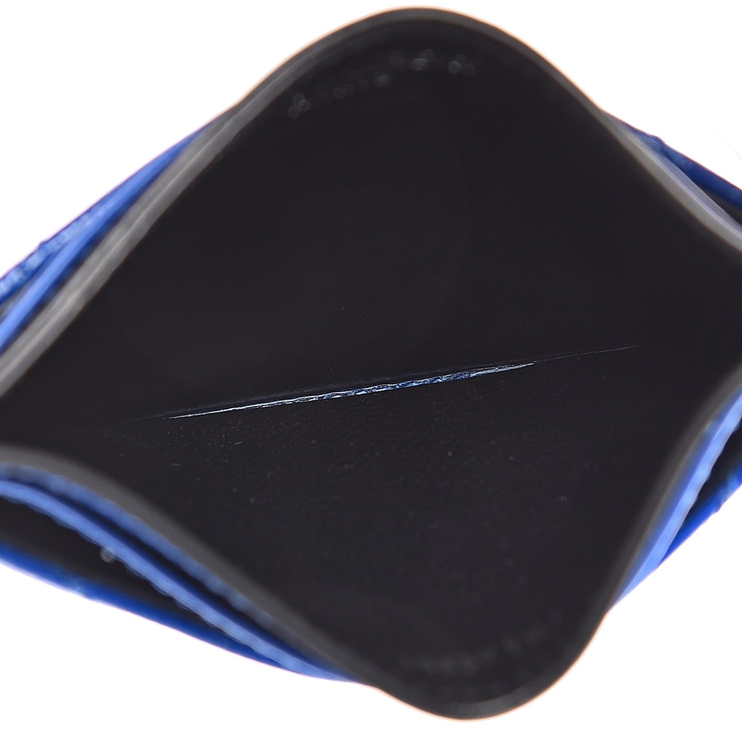 Saint Laurent Patent Grain De Poudre Matelasse Monogram Credit Card Case Blue Majorelle 5 of 8
