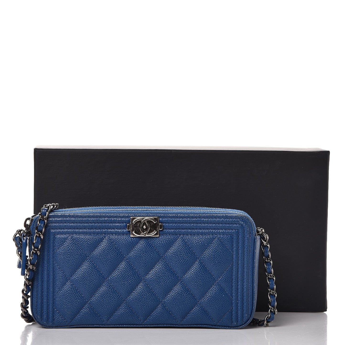 Caviar Quilted Small Boy Clutch With Chain Blue