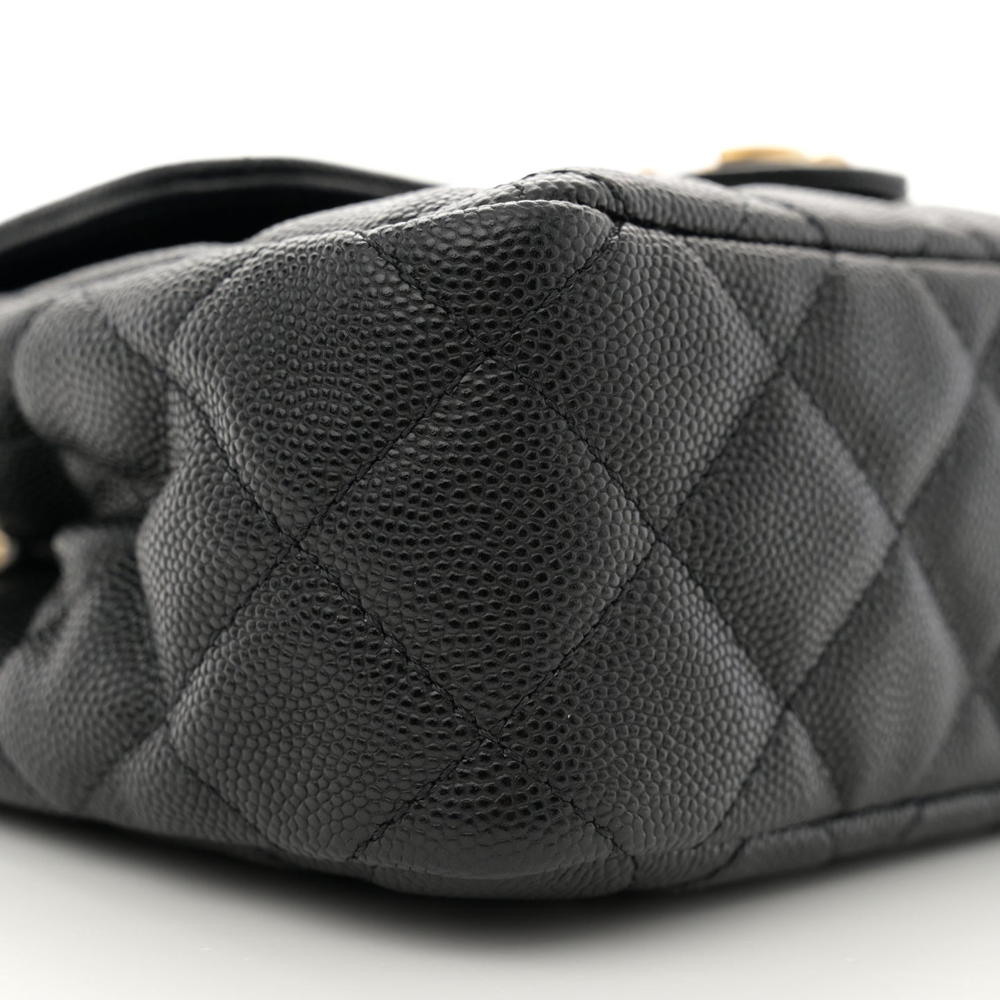 Caviar Quilted Small Wavy CC Hobo Black