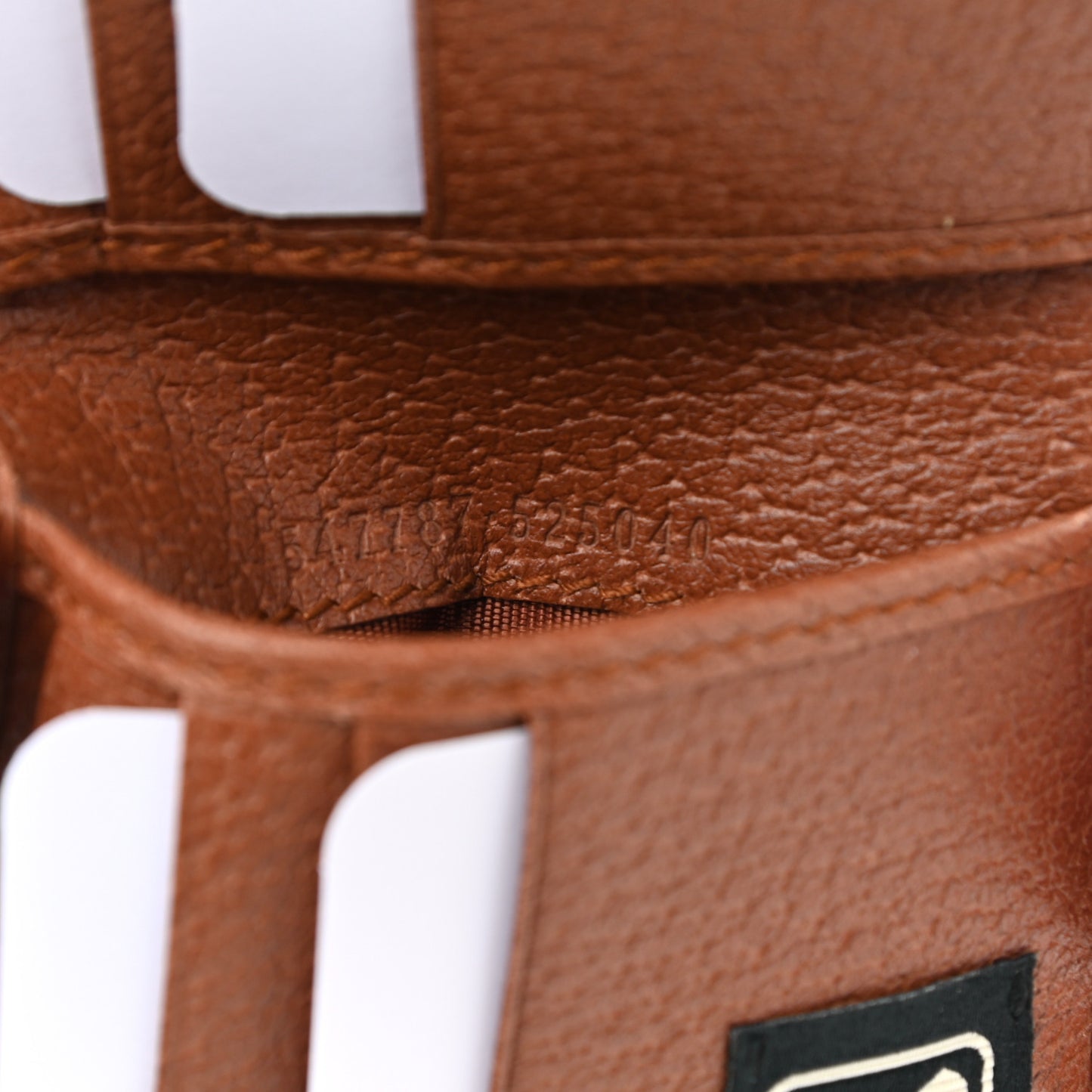 X MLB Monogram NY Yankees Bi-Fold Wallet Beige Ruggine Ivory