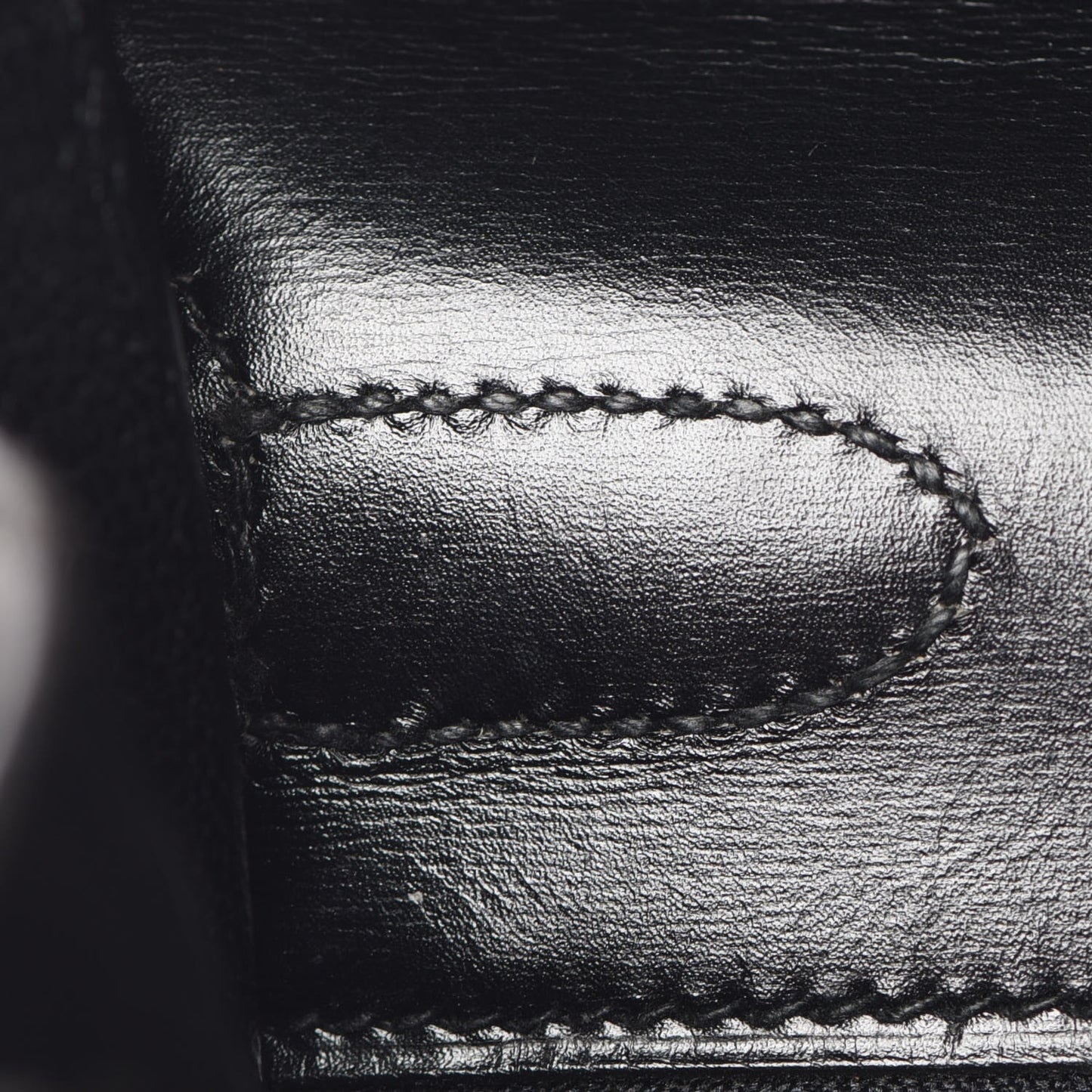Box Kelly Retourne 32 Black