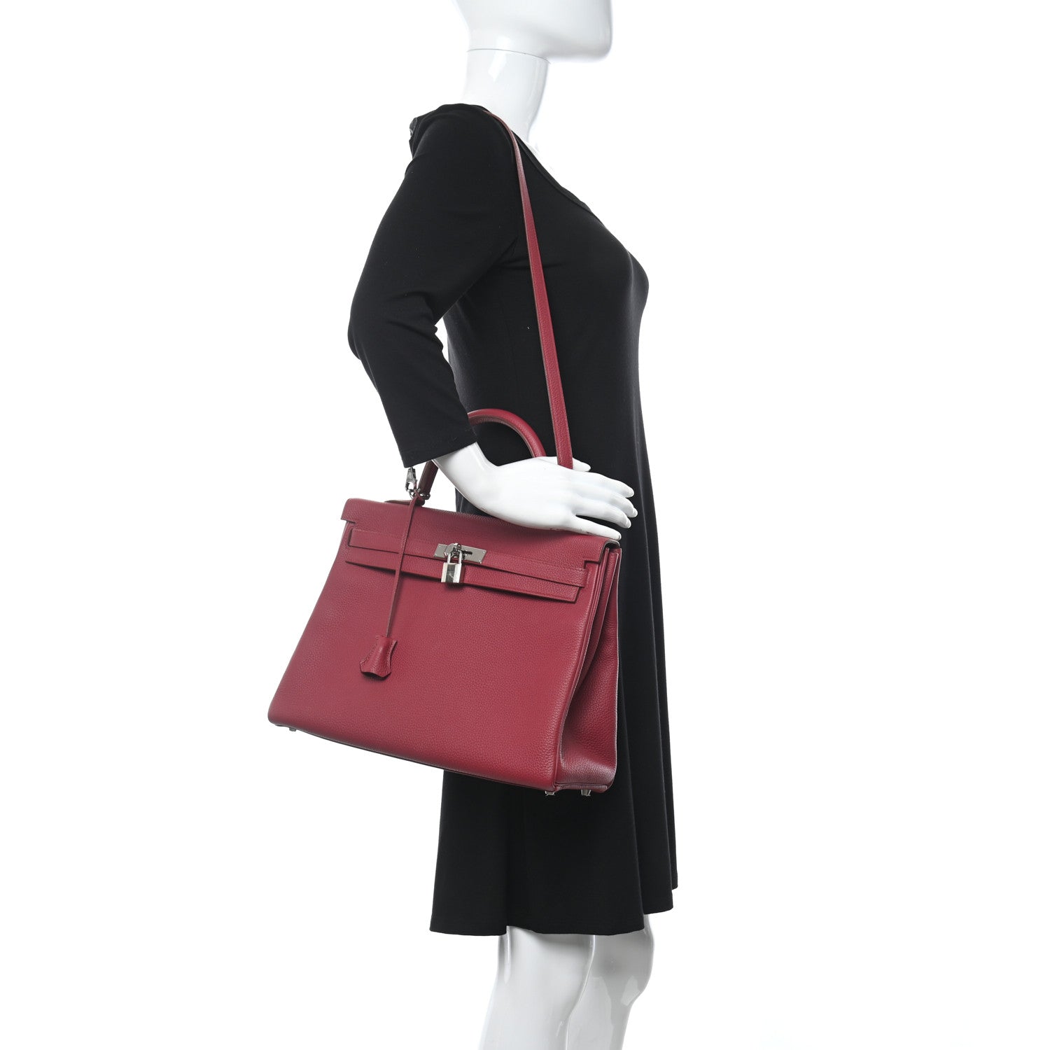 Hermes Togo Kelly Retourne 35 Rubis 2 of 11
