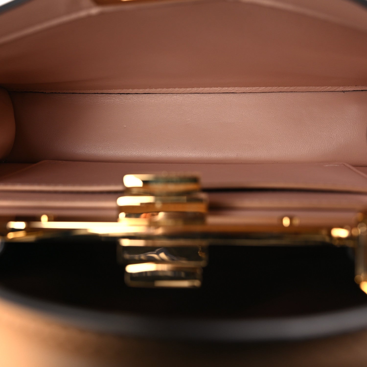 Fendi Vitello Seta Nappa Bi-Color Small Peekaboo I SEE U Satchel Miele Scuro Light Rose Ghianda 6 of 10
