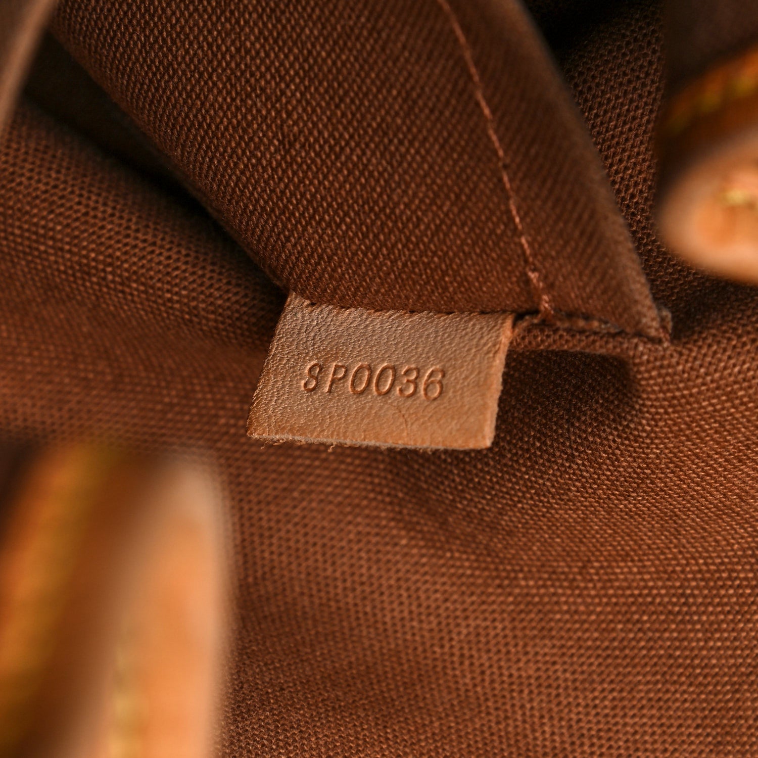 Louis Vuitton Monogram Batignolles 7 of 26