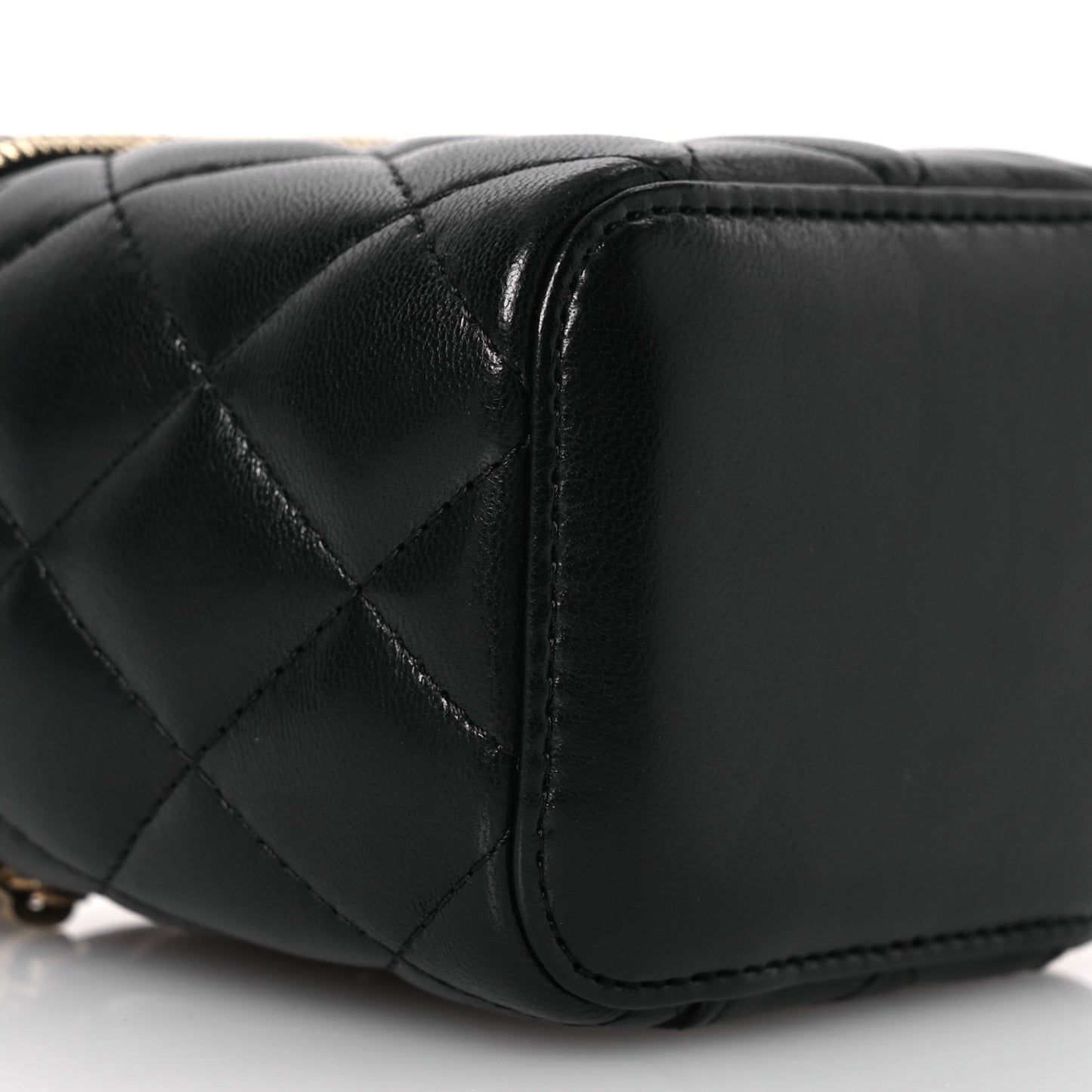 Lambskin Quilted Mini Vanity Case With Chain Black