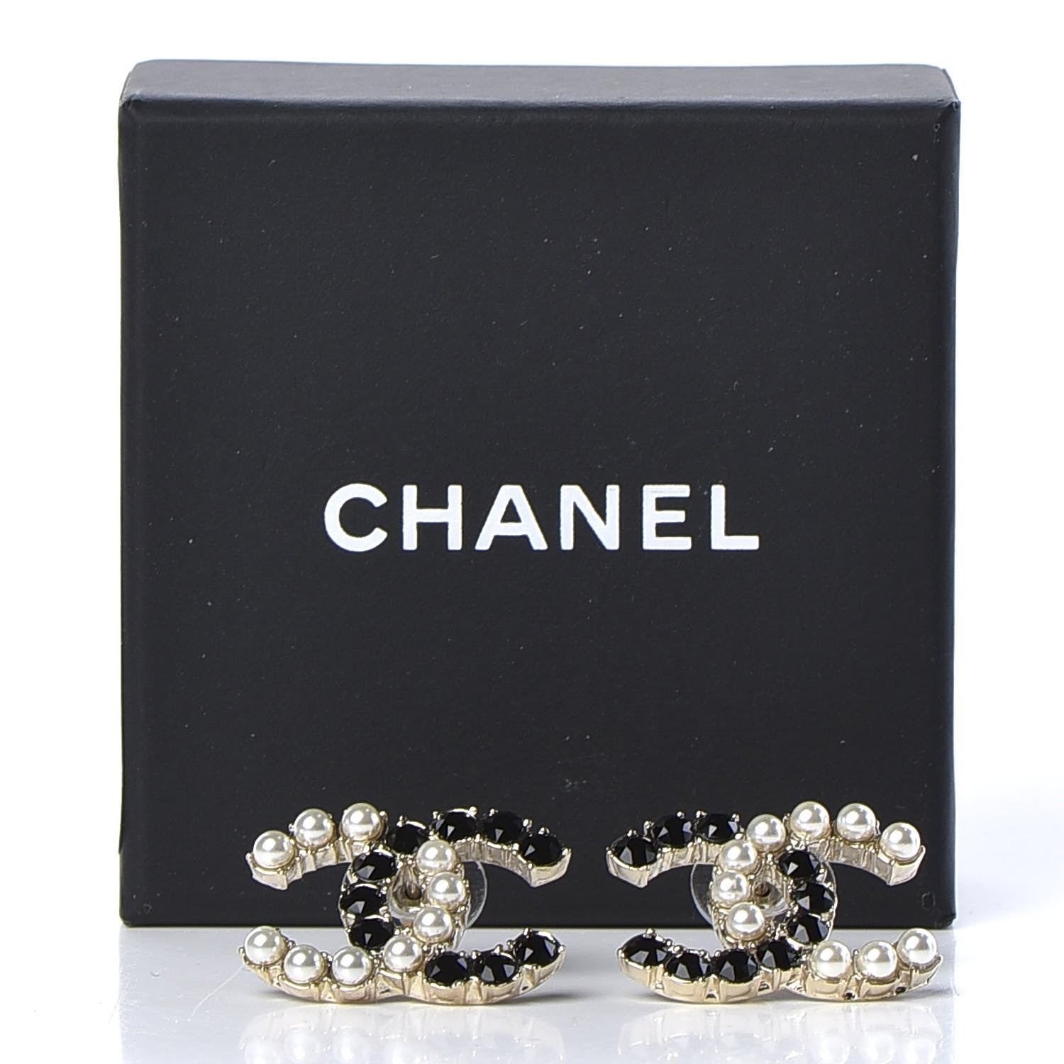 Chanel Resin Pearl CC Dazzling Domino Earrings Gold Black 5 of 5