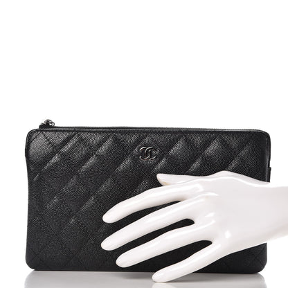 Chanel Iridescent Caviar Quilted Small Zipped Clutch Black 2 of 9