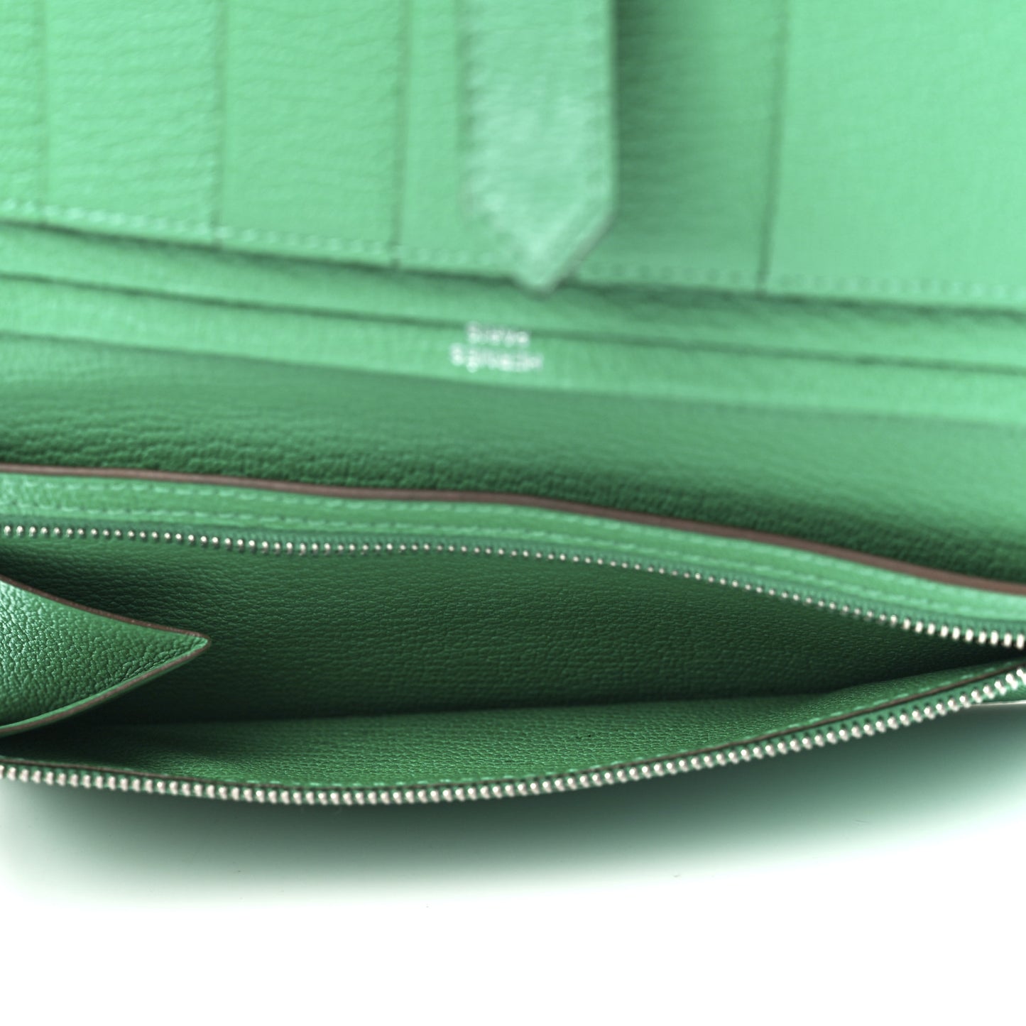 Chevre Mysore Bearn Gusset Wallet Menthe