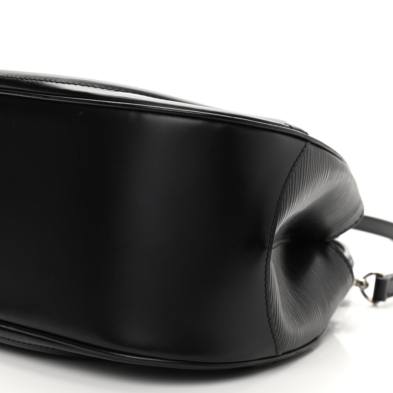 Louis Vuitton Epi Montaigne Sac Black 9 of 12