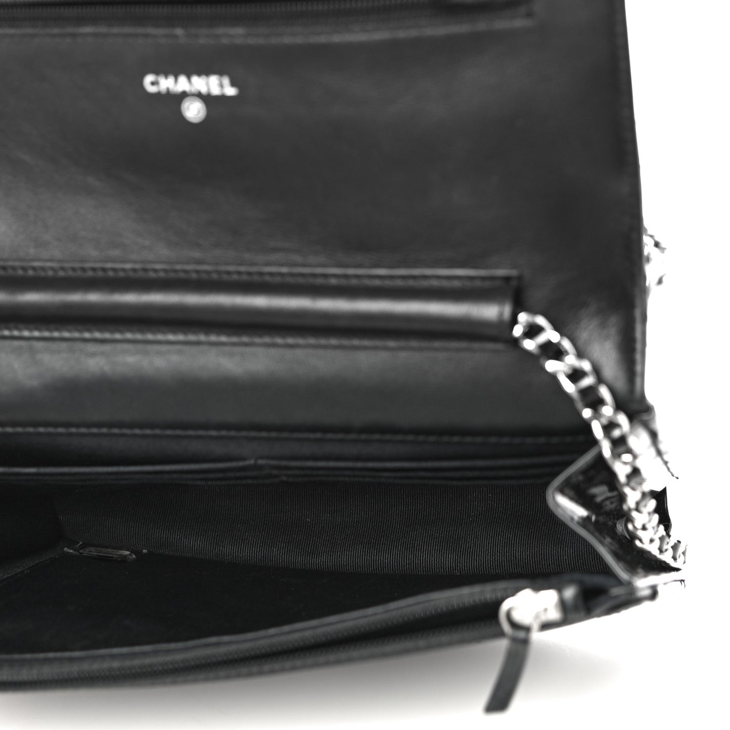Patent Quilted Wallet On Chain WOC Black